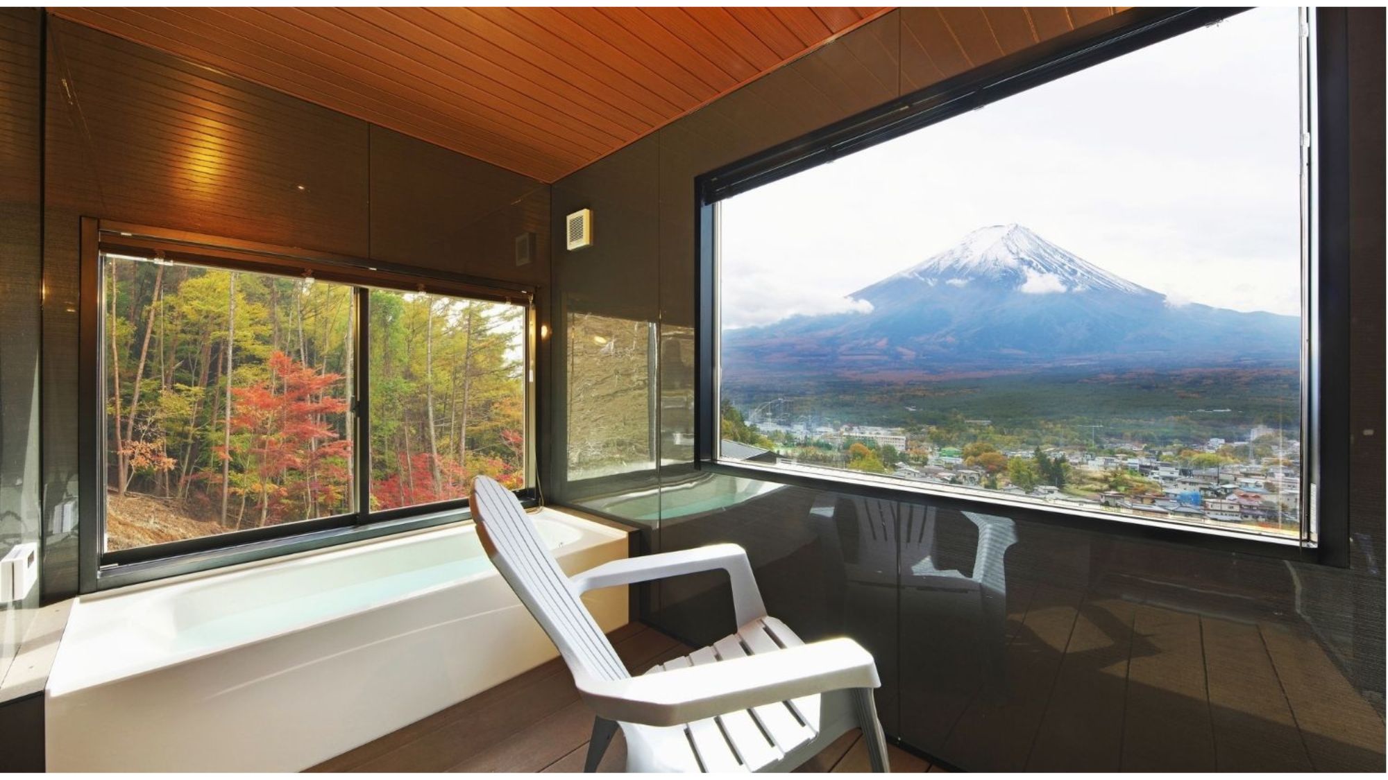 【頂バルコニーヴィラ】2階の富士山展望風呂_2607