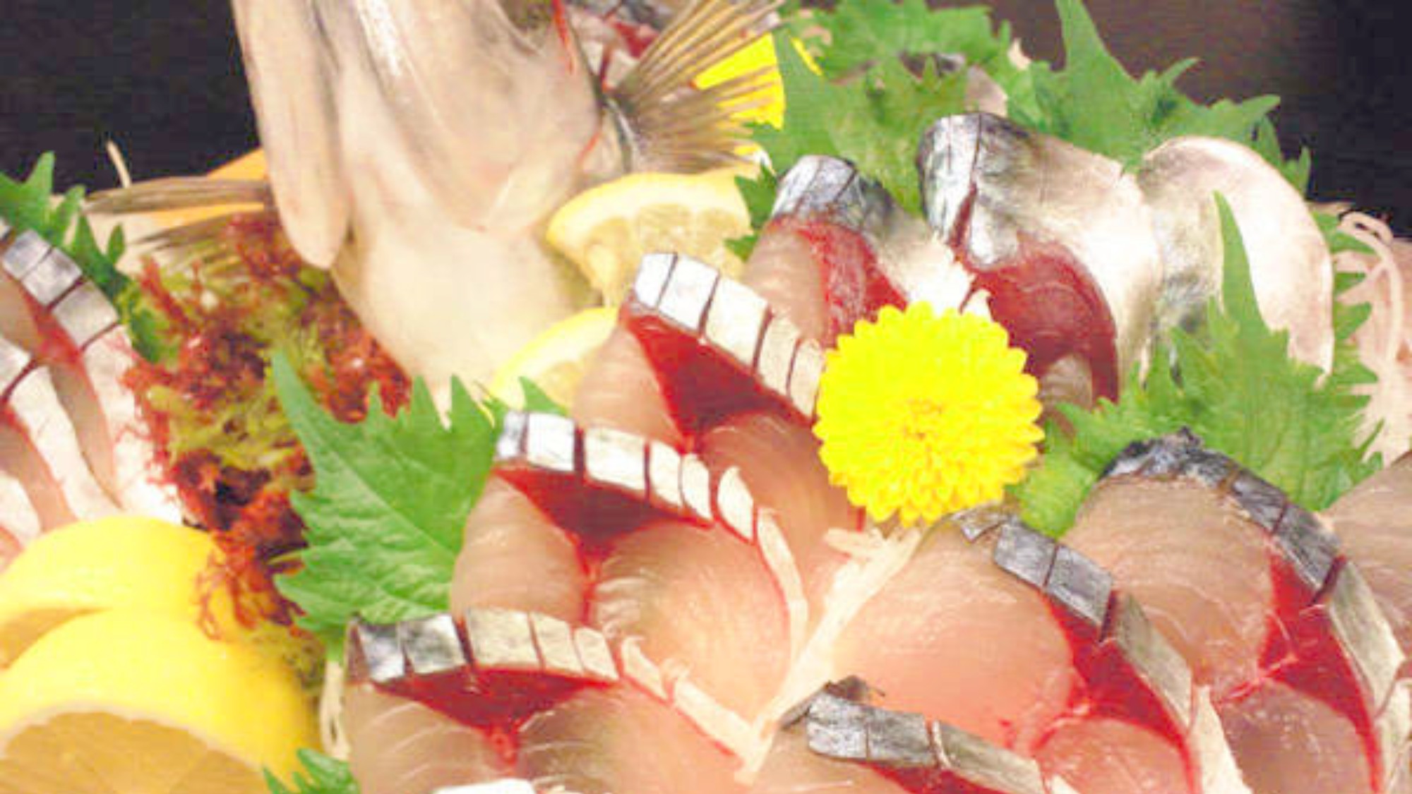 【関さば】佐賀関から届く大分県産のブランド魚。秋～冬に旬を迎えます