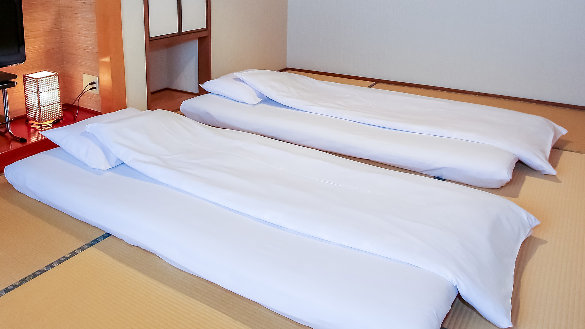 【和室一例】お部屋はすべて和室仕様。温泉に浸かった後はお布団でゆっくりとお休みください