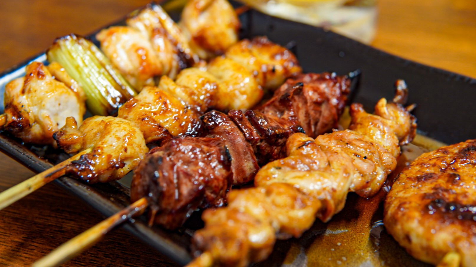 【朝夕２食セット】地元で人気！提携飲食店コラボ企画♪10000円分お食事券セット/人