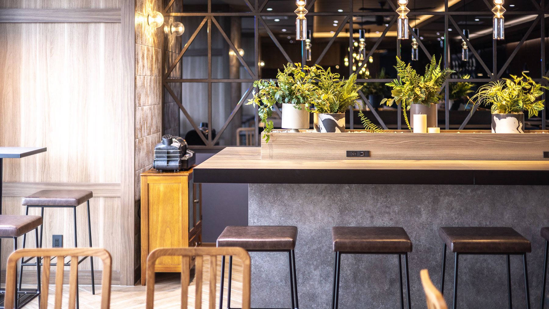 ロハスラウンジ