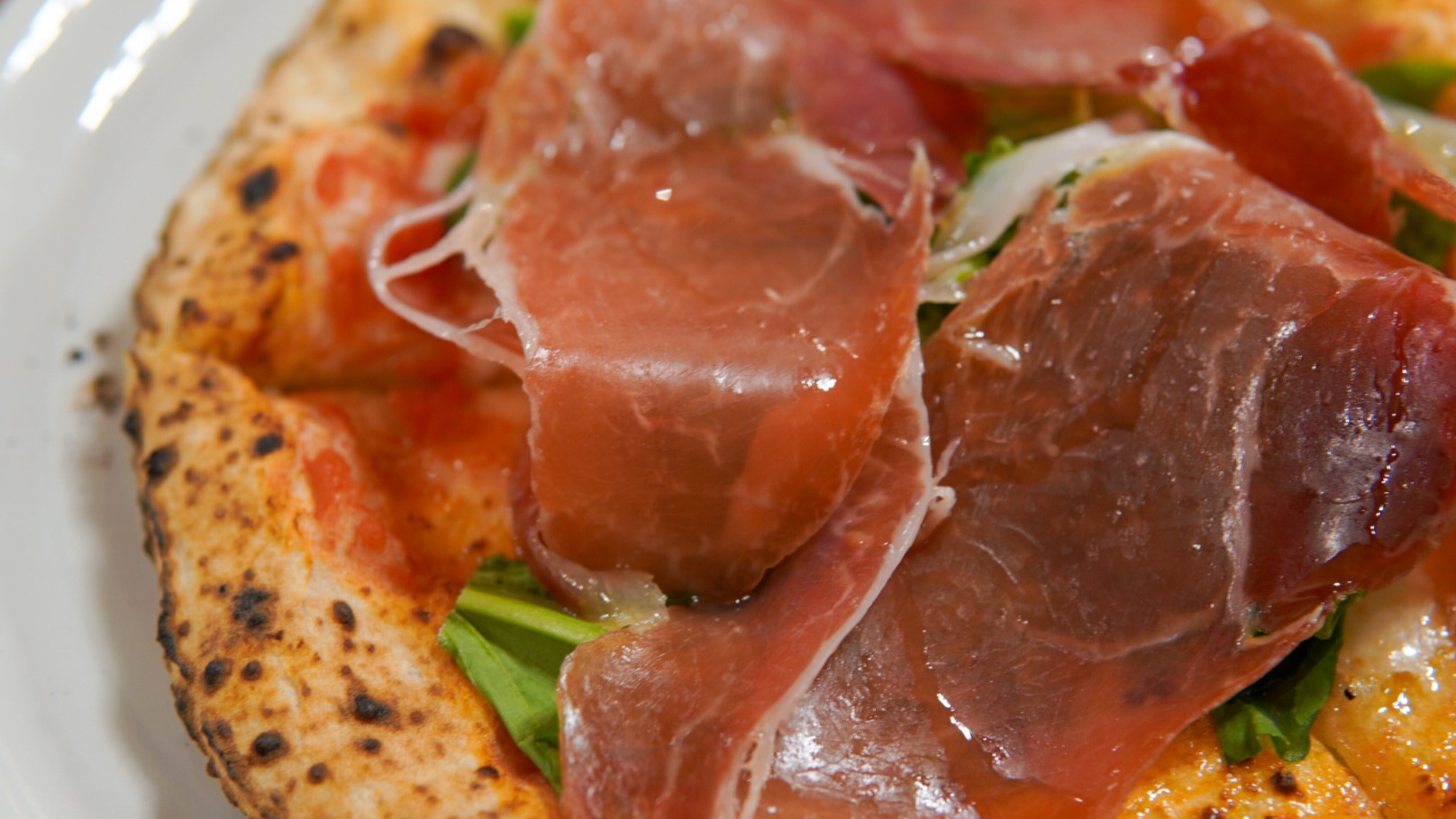 ピッツァレオーネ