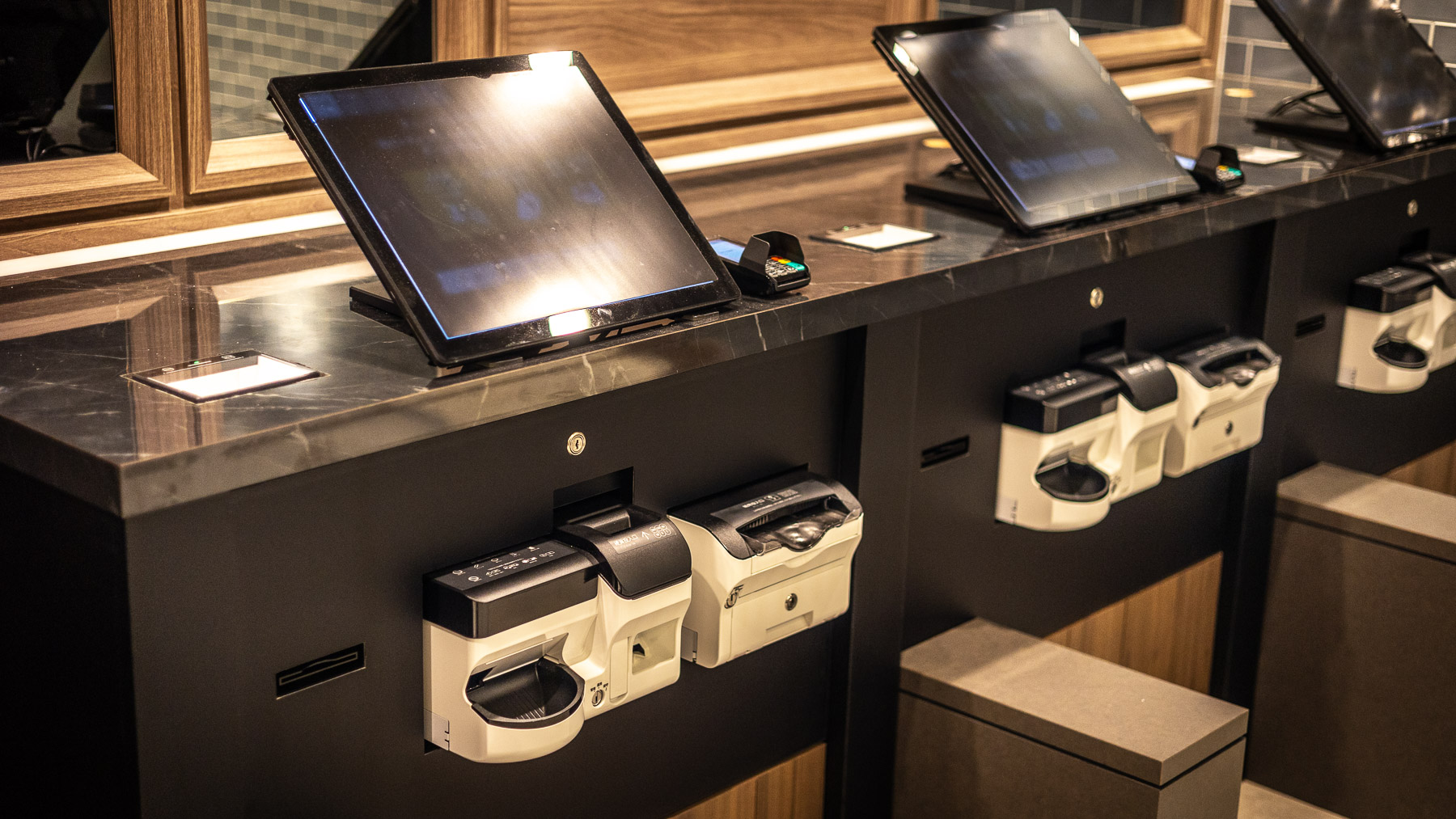 ロハスラウンジ