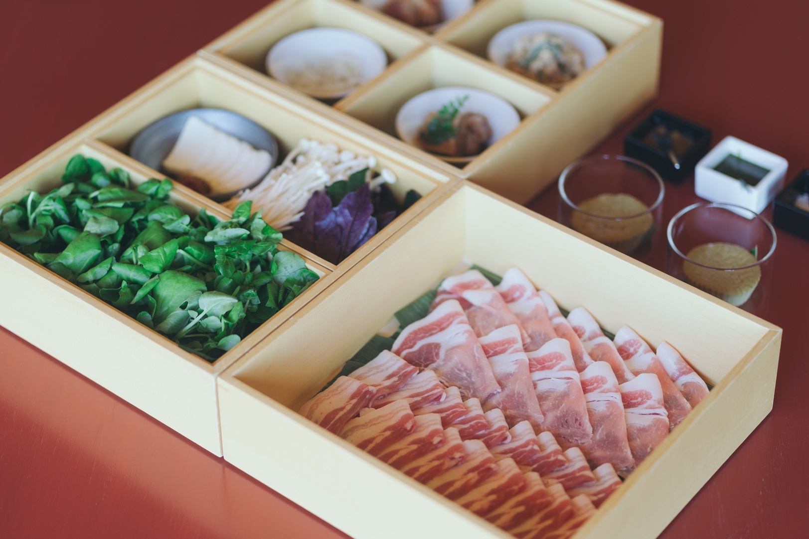 【開業２周年記念プラン】２泊以上で滞在中１回ご夕食プレゼント（朝食付）