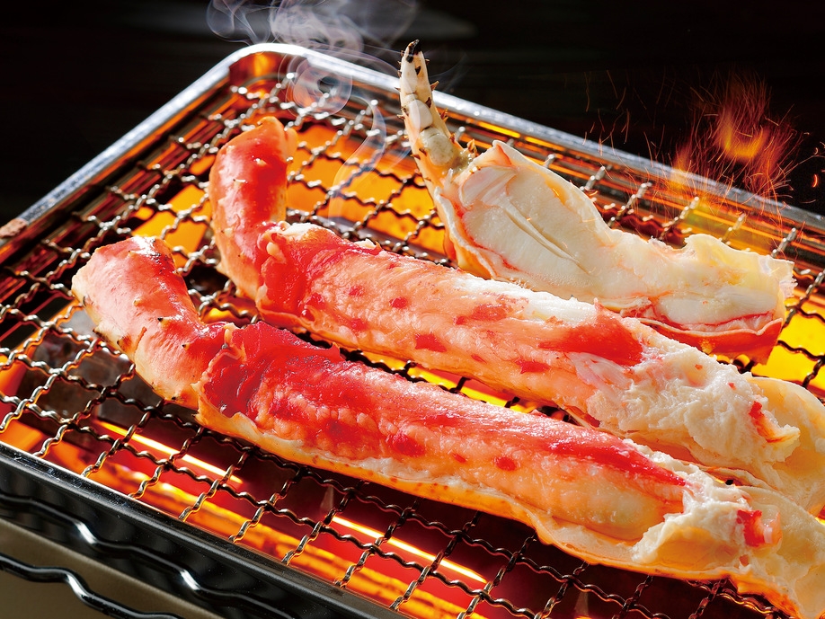 【夕食アップグレード】〈蟹〉冬の王様『蟹』を堪能！焼きタラバ蟹＆旬味覚ビュッフェで贅沢ディナー