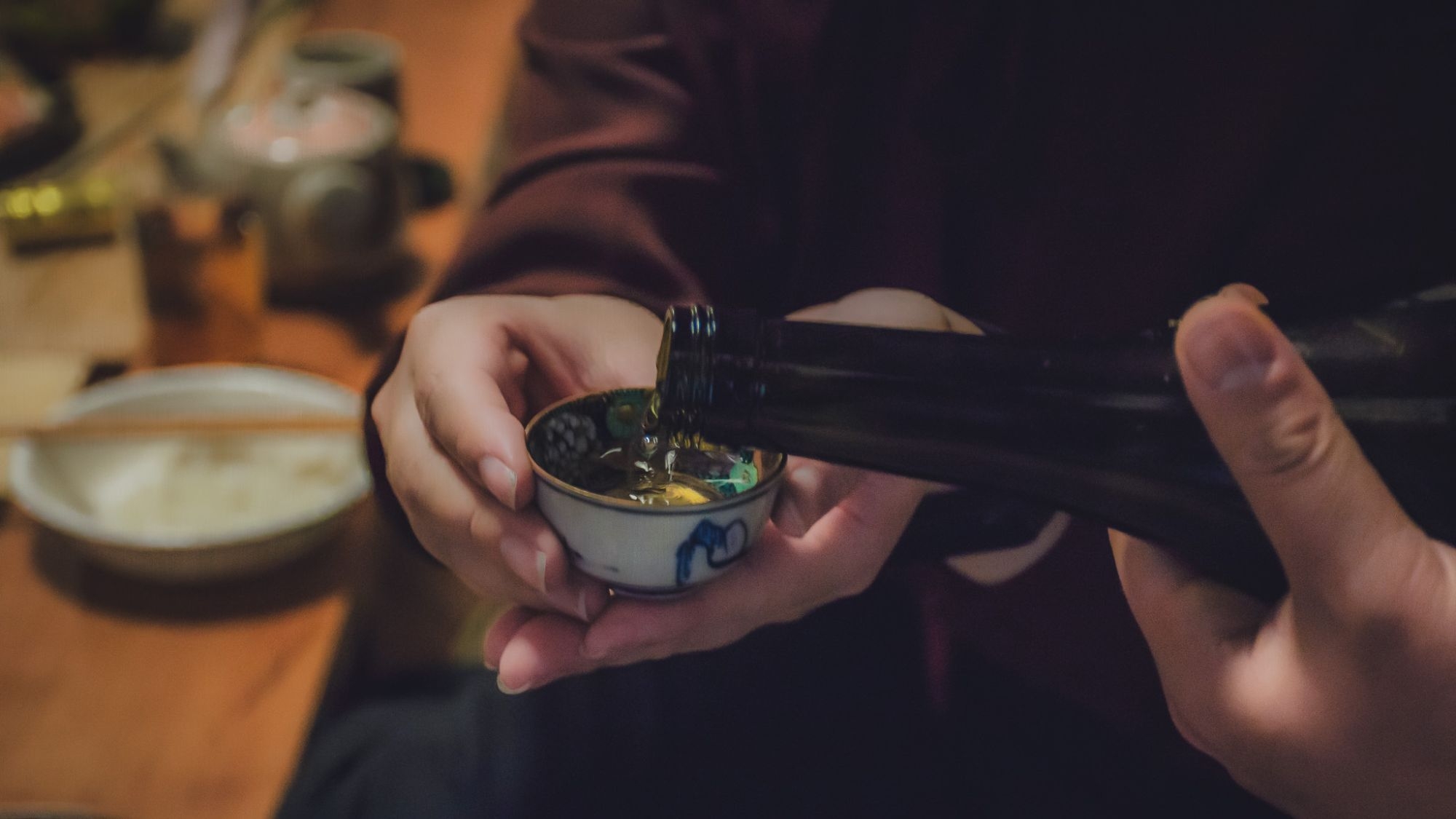 【贅沢体験】地元・佐渡のブリブリな牡蠣のカンカン焼きを宿にお届けー囲炉裏付き古民家貸切ー