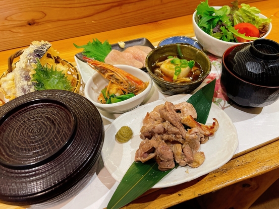 【平日限定】和食御膳で楽しむ笠置の自然｜1日1組貸切宿（2食付）