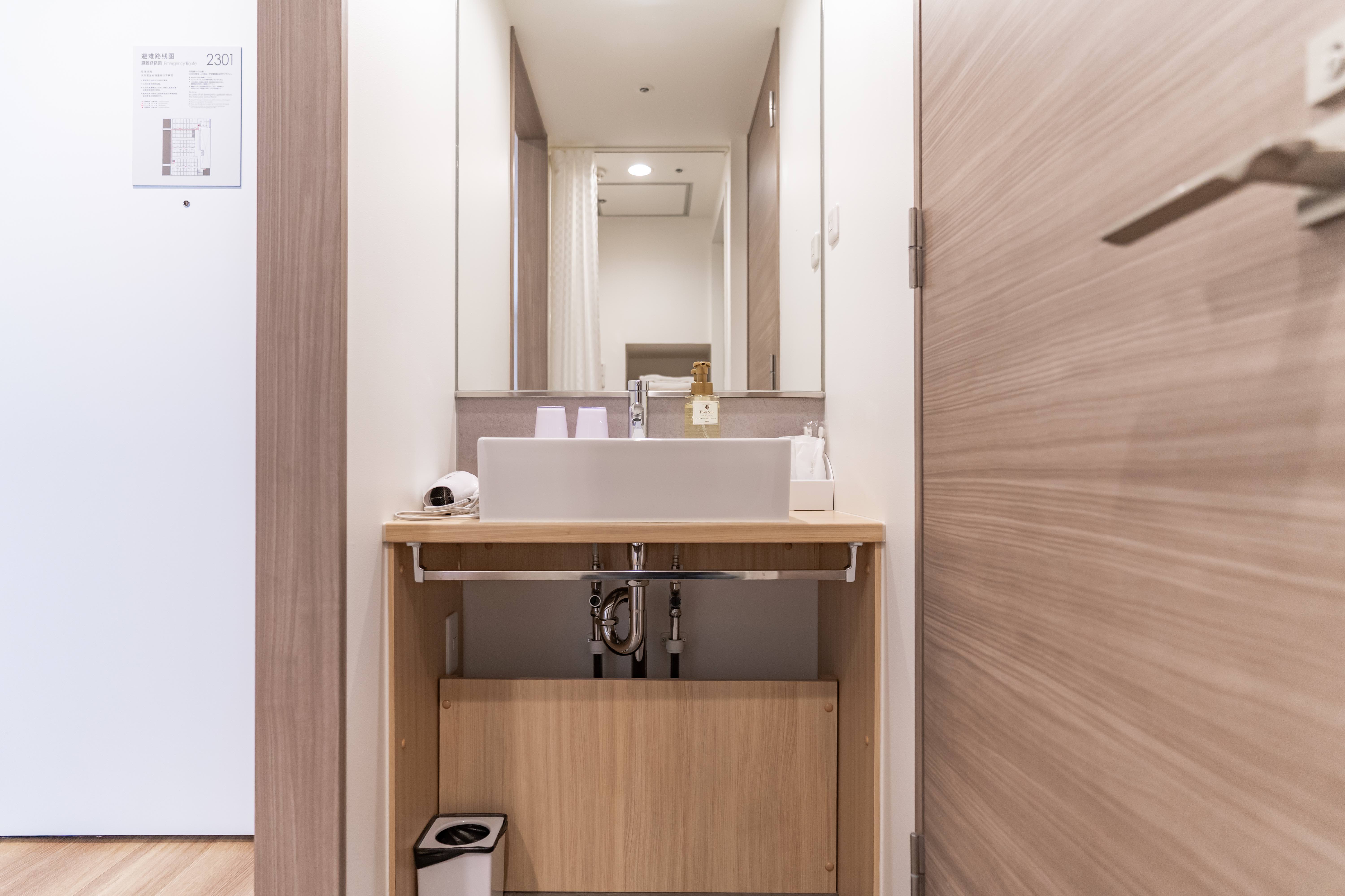 客室 洗面台