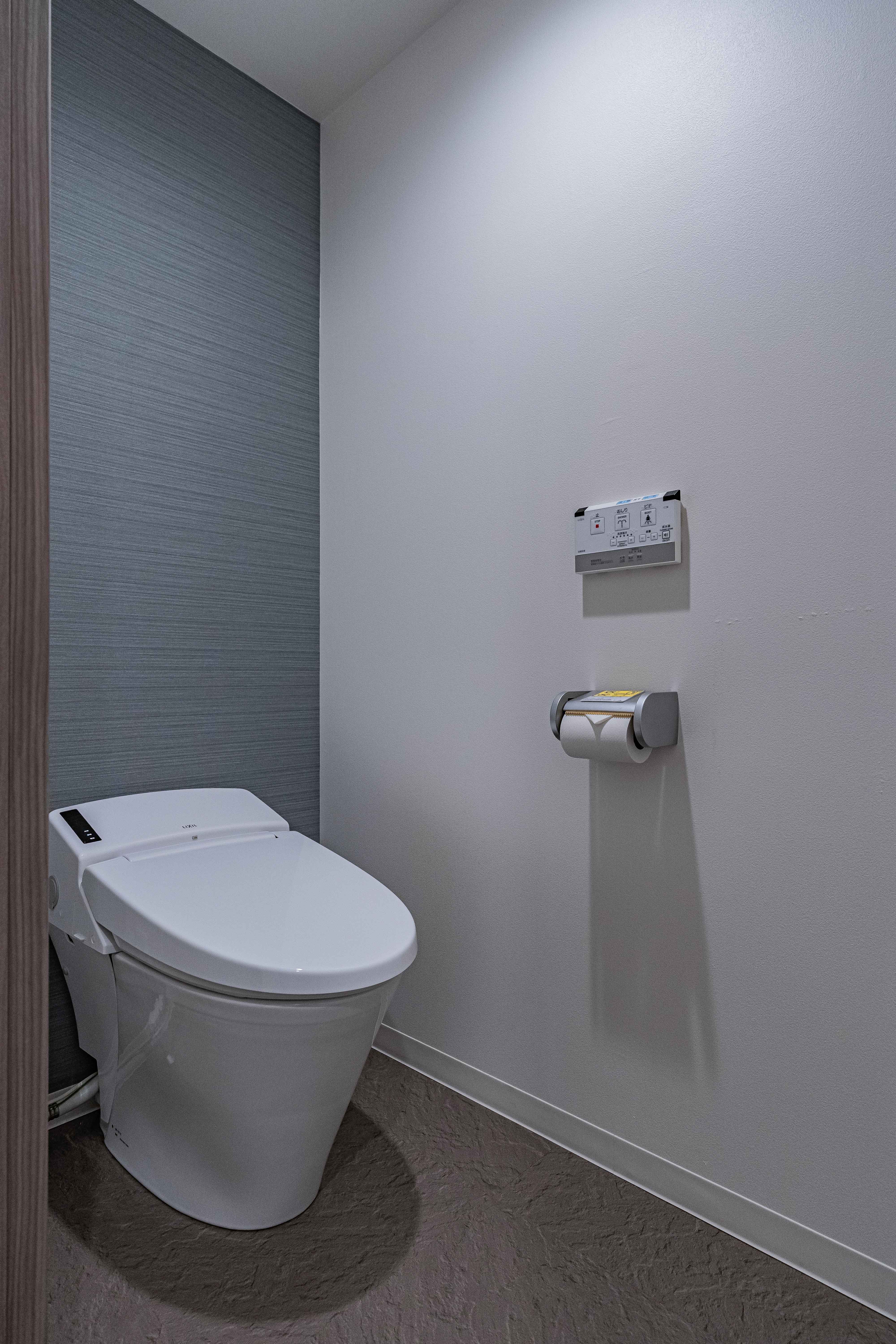 客室 トイレ（ウォシュレット機能付き）