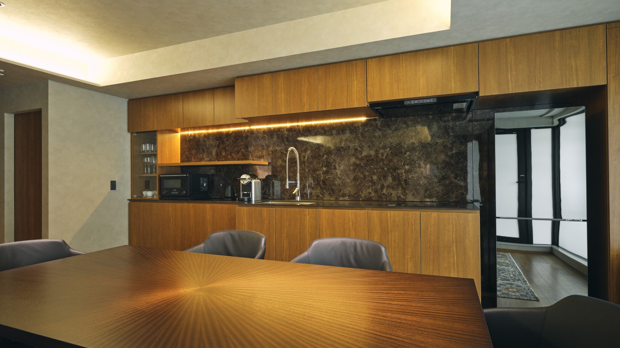 メインプレミアム2F　翠凪　リビング