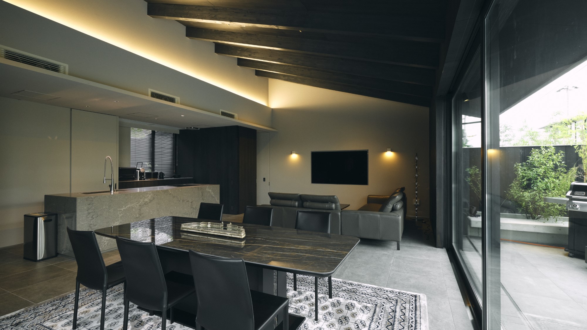 ヴィラ棟　漆光　リビング