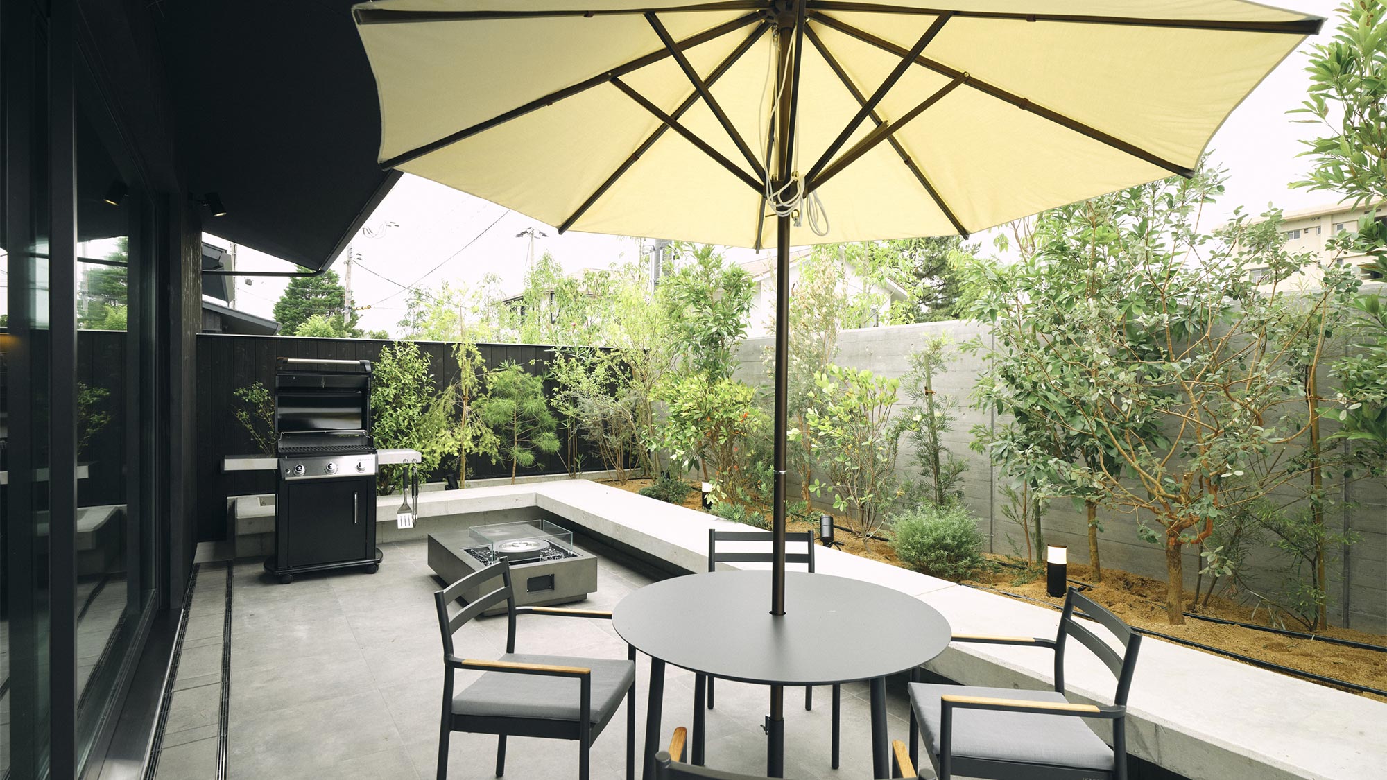 ヴィラ棟 漆光 BBQテラス