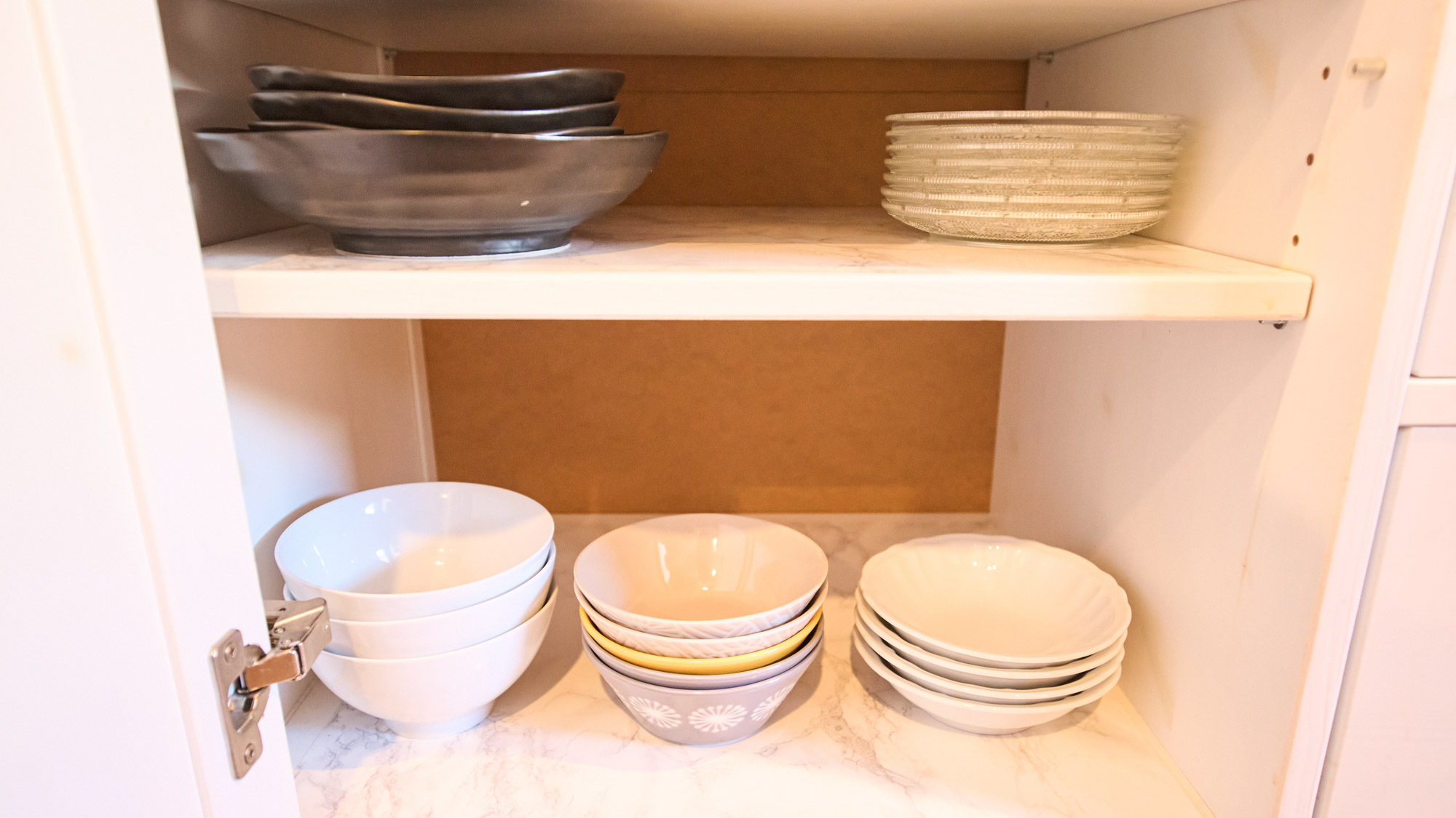 キッチン備品：食器類