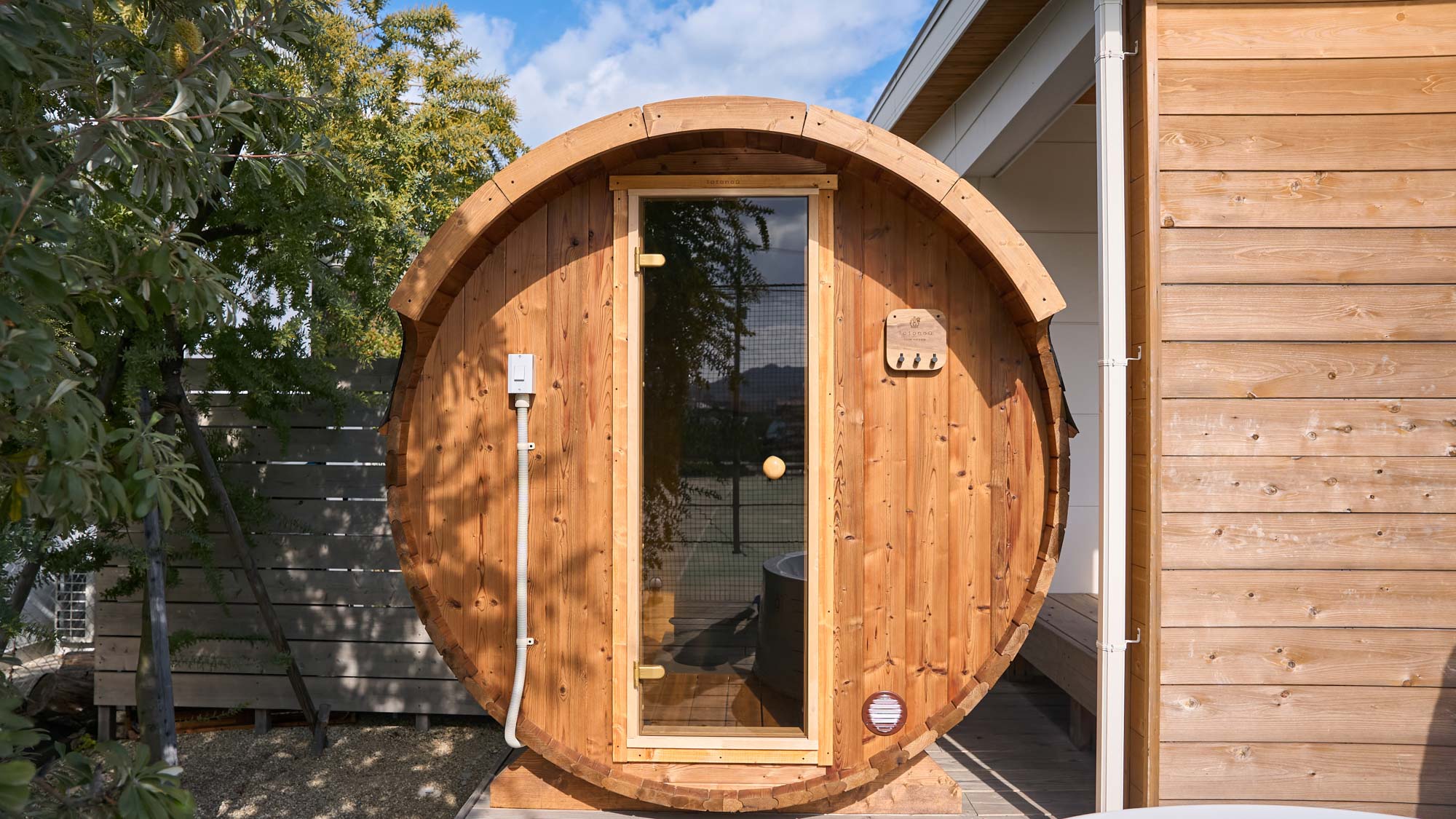 デッキにサウナを設置しました！ご自由にお使いください