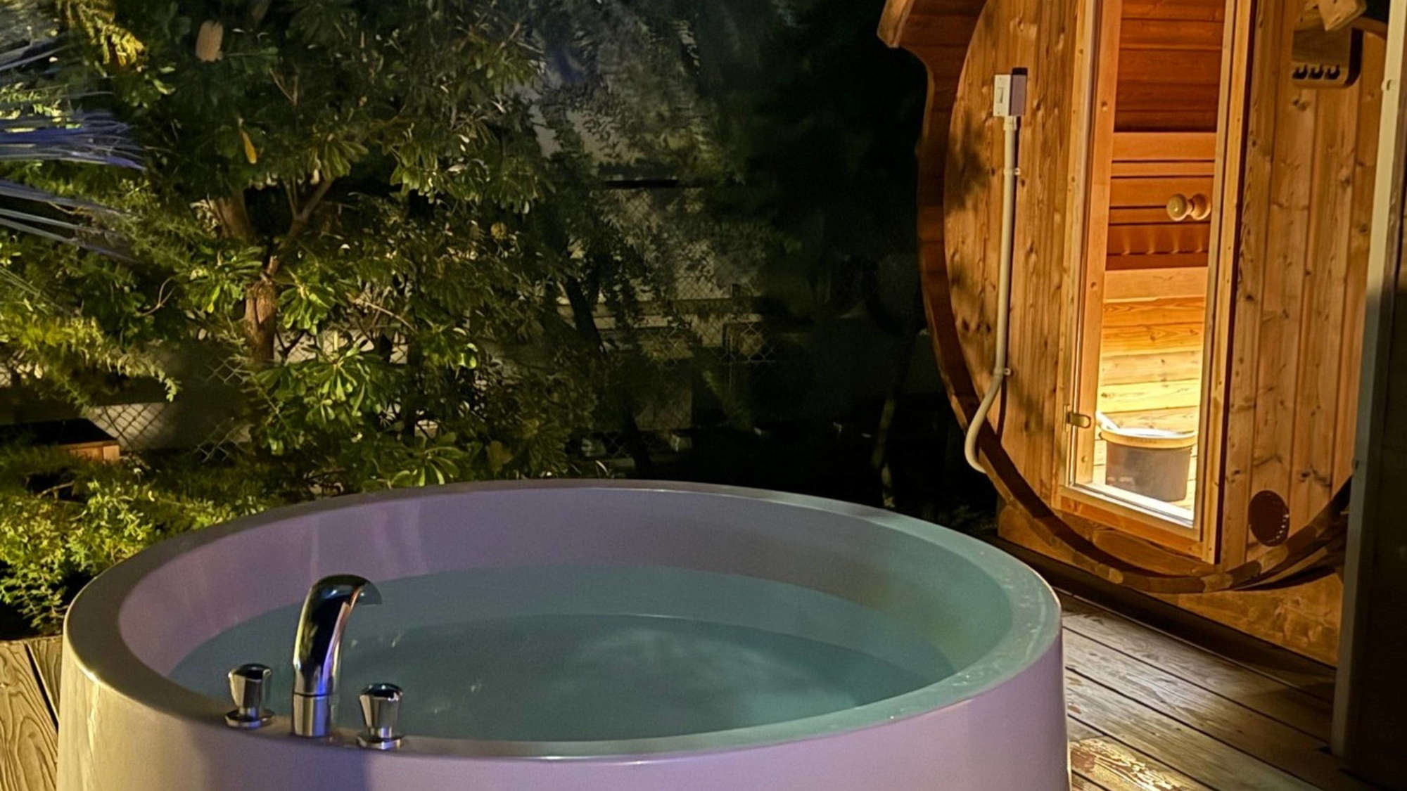 【サウナ】デッキにサウナを設置しました！ご自由にお使いください