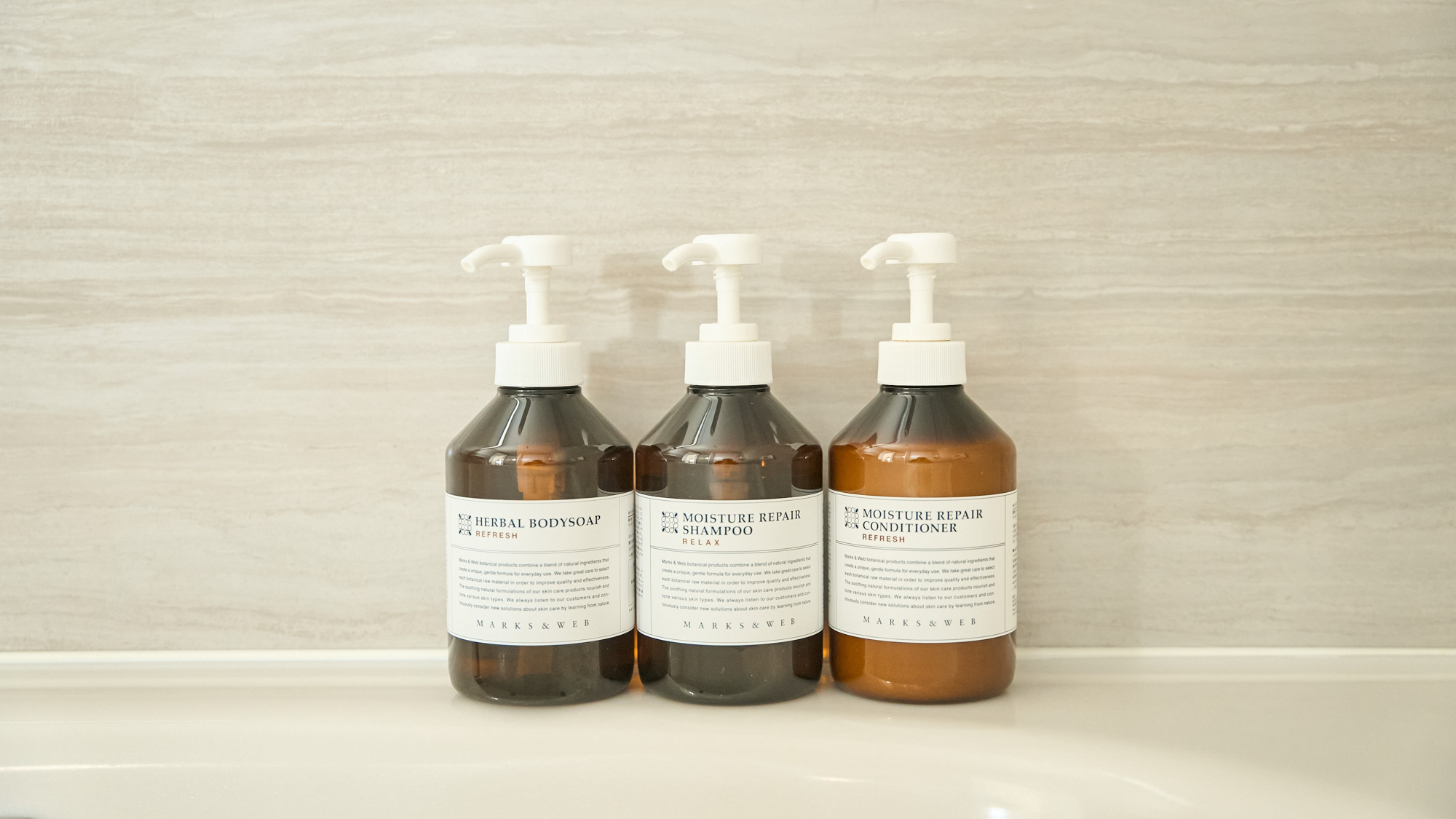 風呂備品：シャンプー・コンディショナー・ボディーソープ