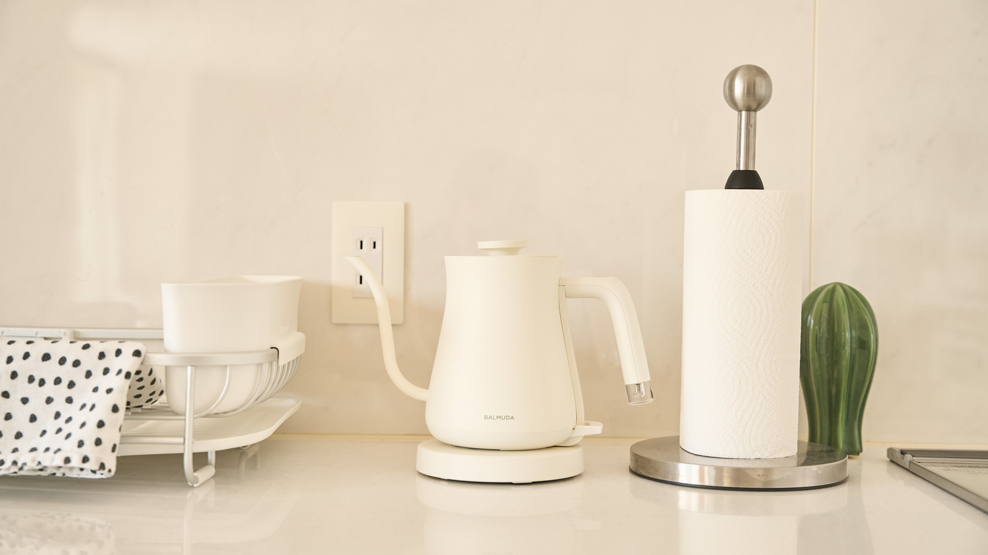 キッチン設備：電子ケトル