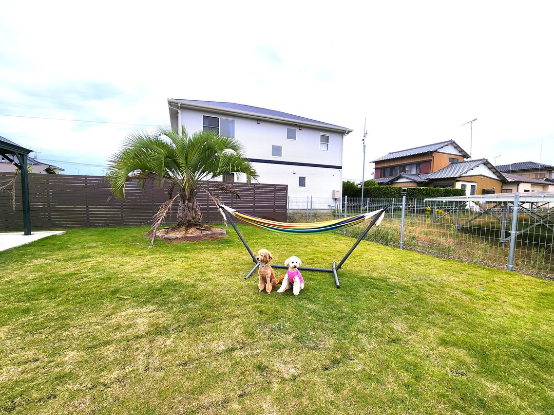 BBQ　屋外ジャグジー　天然芝遊具　海徒歩7分　愛犬同伴可　(清掃費込み）