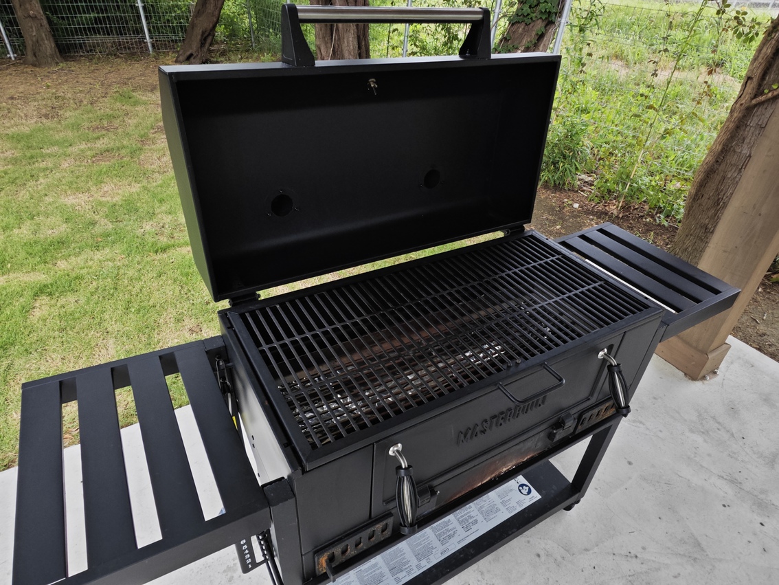 BBQ　屋外ジャグジー　海徒歩7分　愛犬同伴可　(清掃費込み）