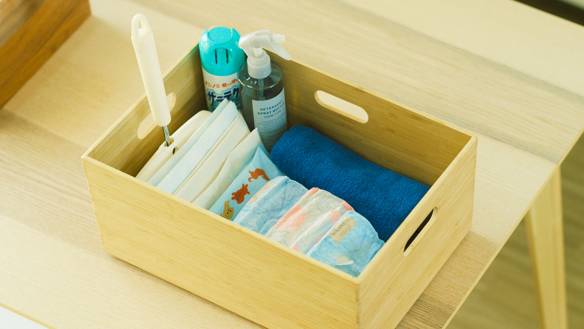 【／With Dogs・ペットアメニティ】コロコロ・消臭スプレー・エチケット袋等ご用意しております。