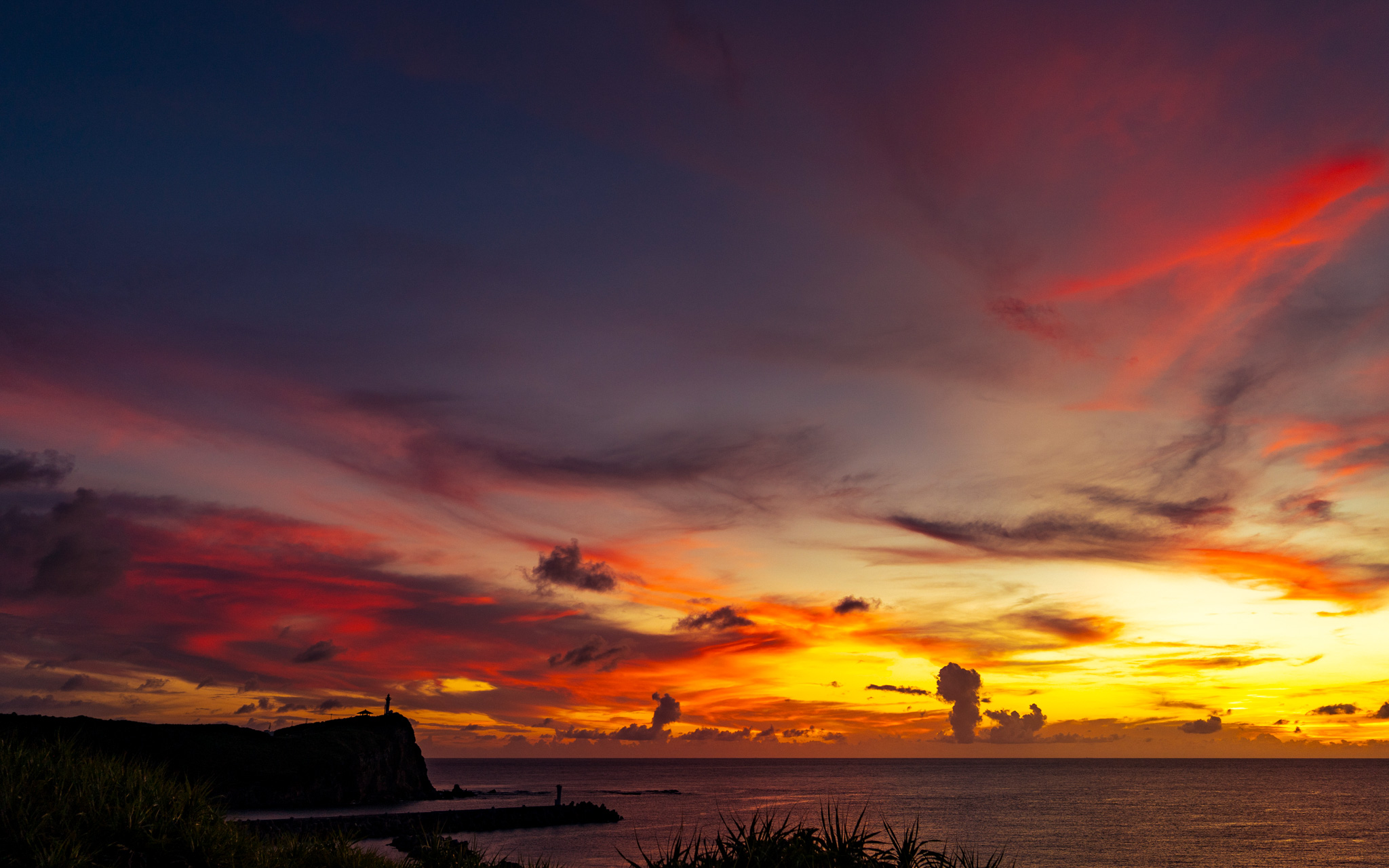 夕焼け・日本最後の夕日が見える丘