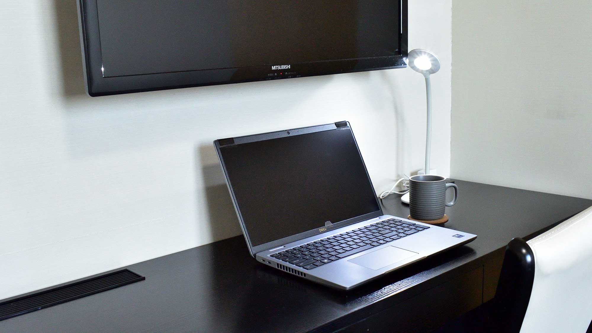 【客室/一例】デスクエリアもありビジネスユースにも便利にご利用いただけます