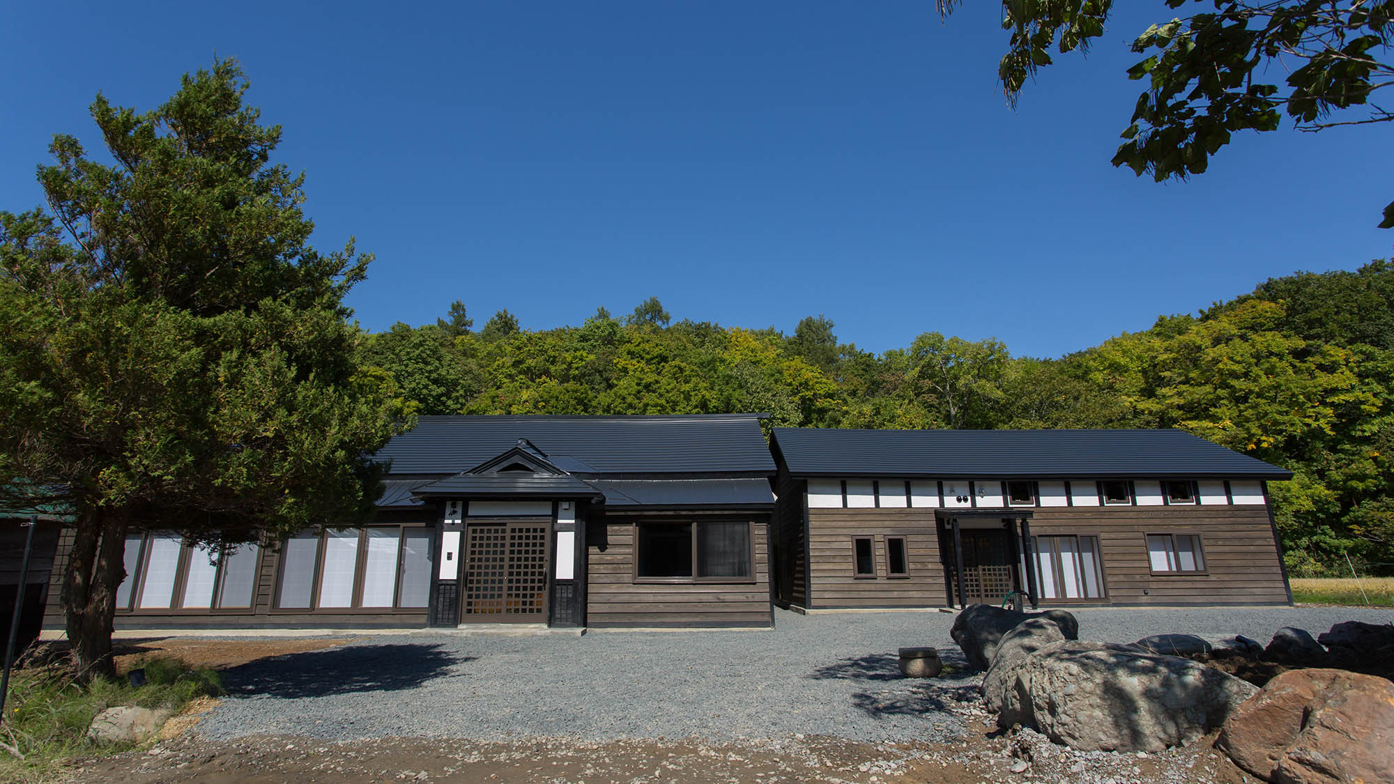 【素泊】築100年の古民家ホテルに泊まる