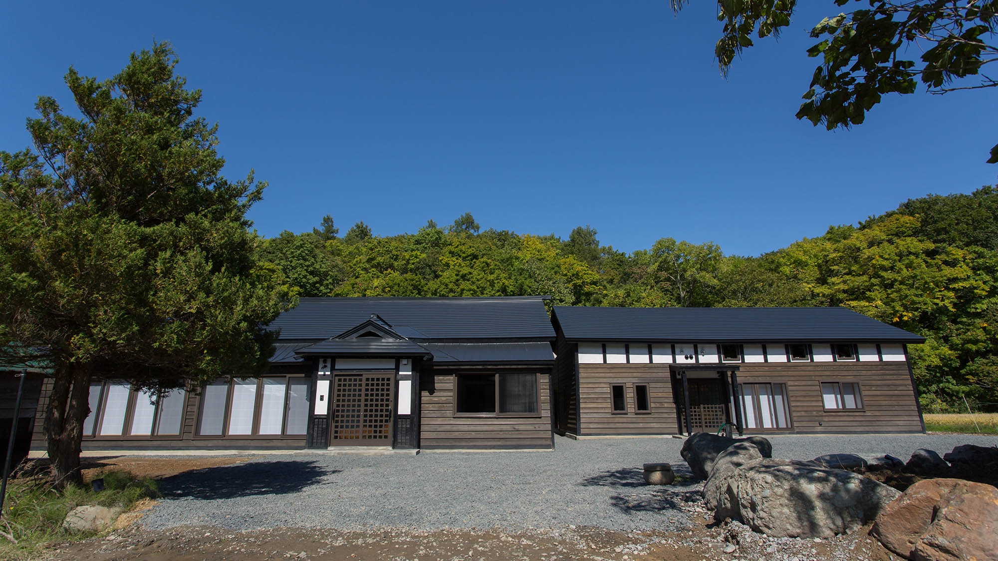 【素泊】築100年の古民家ホテルに泊まる