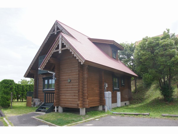 ログハウス6人用外観