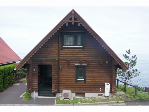 ログハウス４人用外観