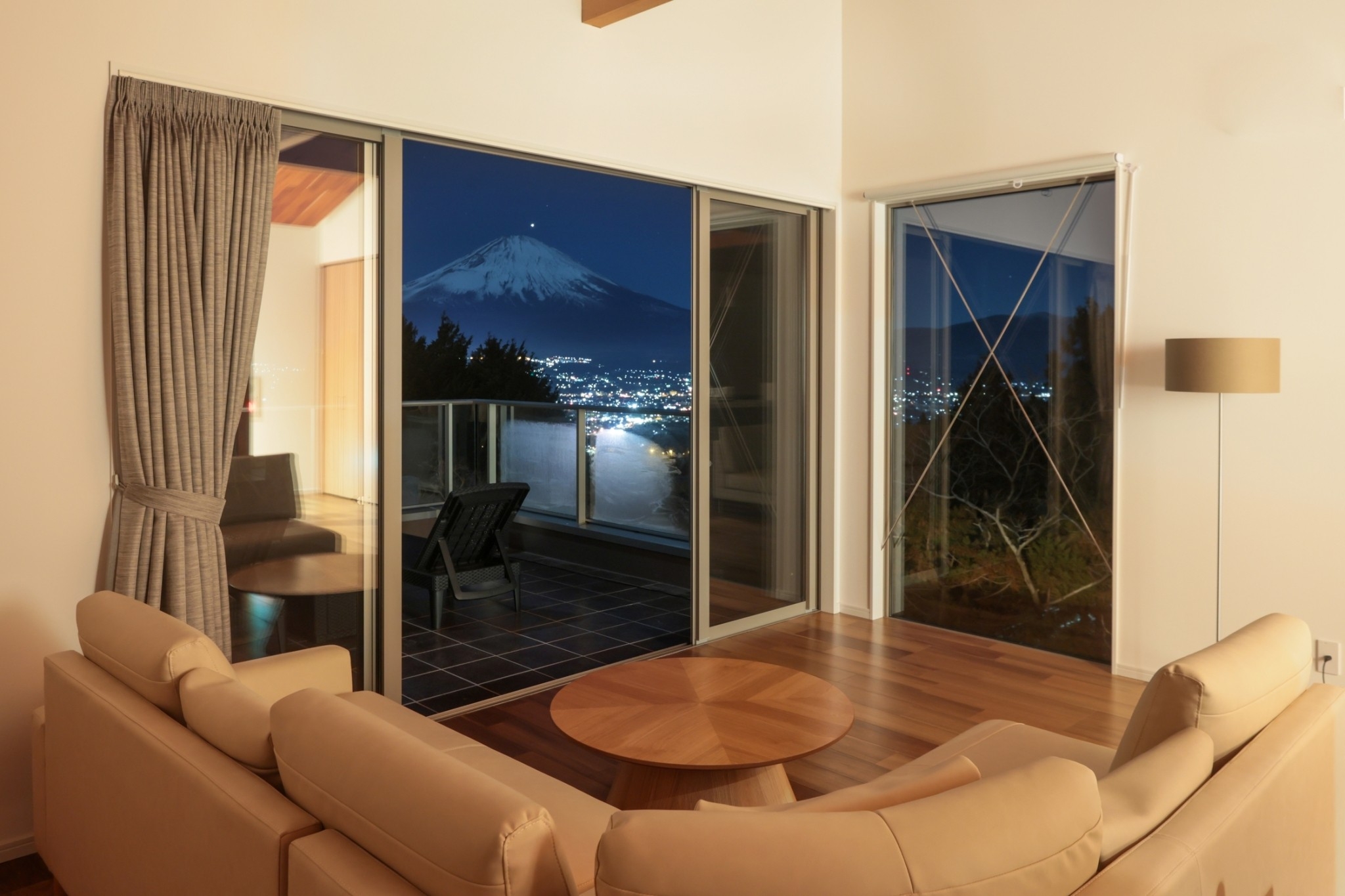 2階リビング夜ver