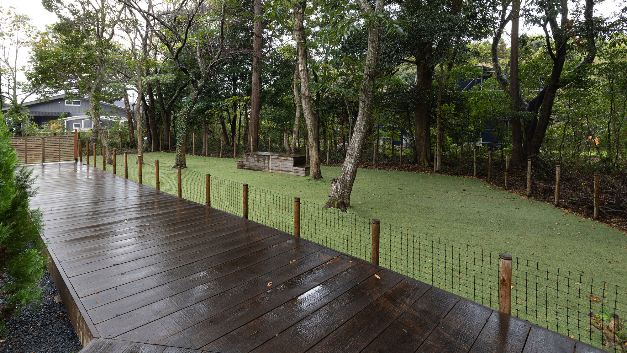 【プライベートガーデン】ALL SEASON RESORT全貸別荘の中で一番広いドックラン