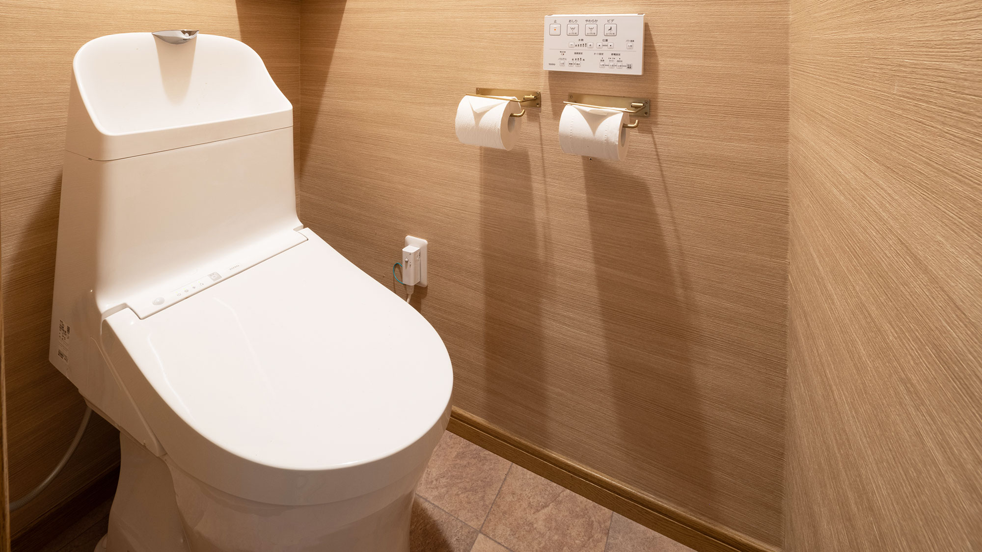 【トイレ】1Fにございます。