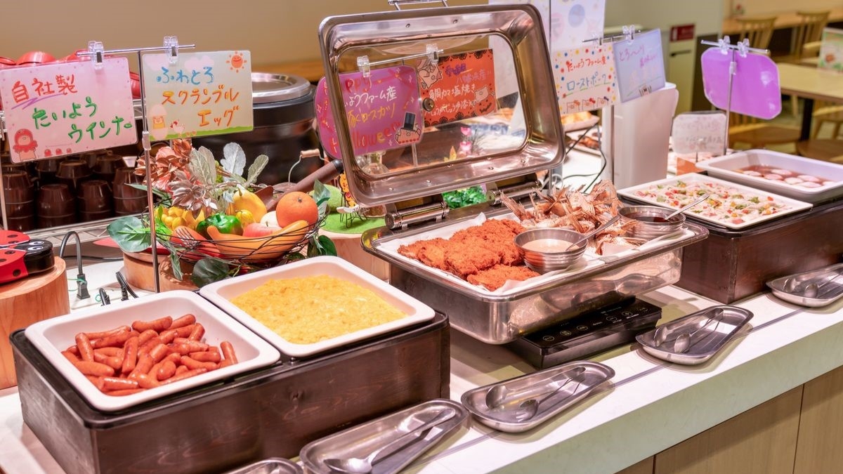 【朝食・夕食付】夜も朝もホテルでバイキング！２食付プラン