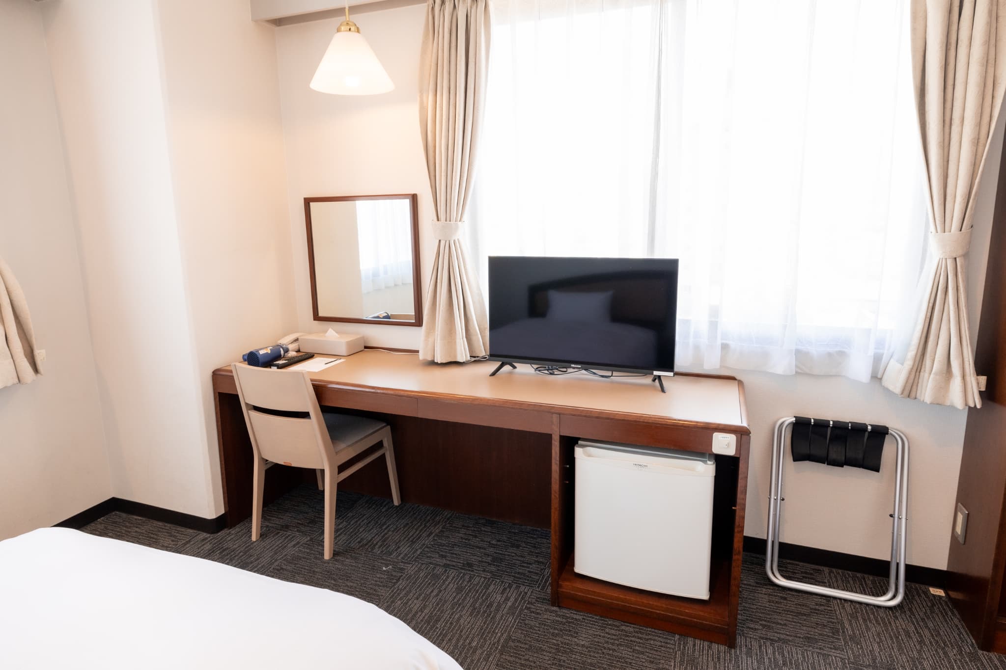 ツイン部屋テーブル