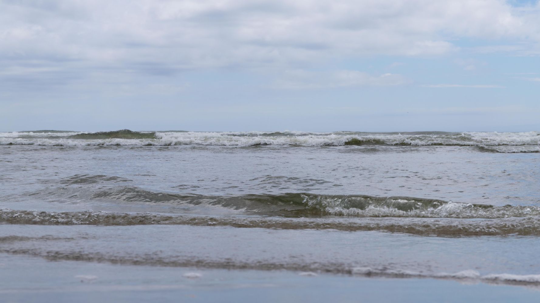 近所の海岸