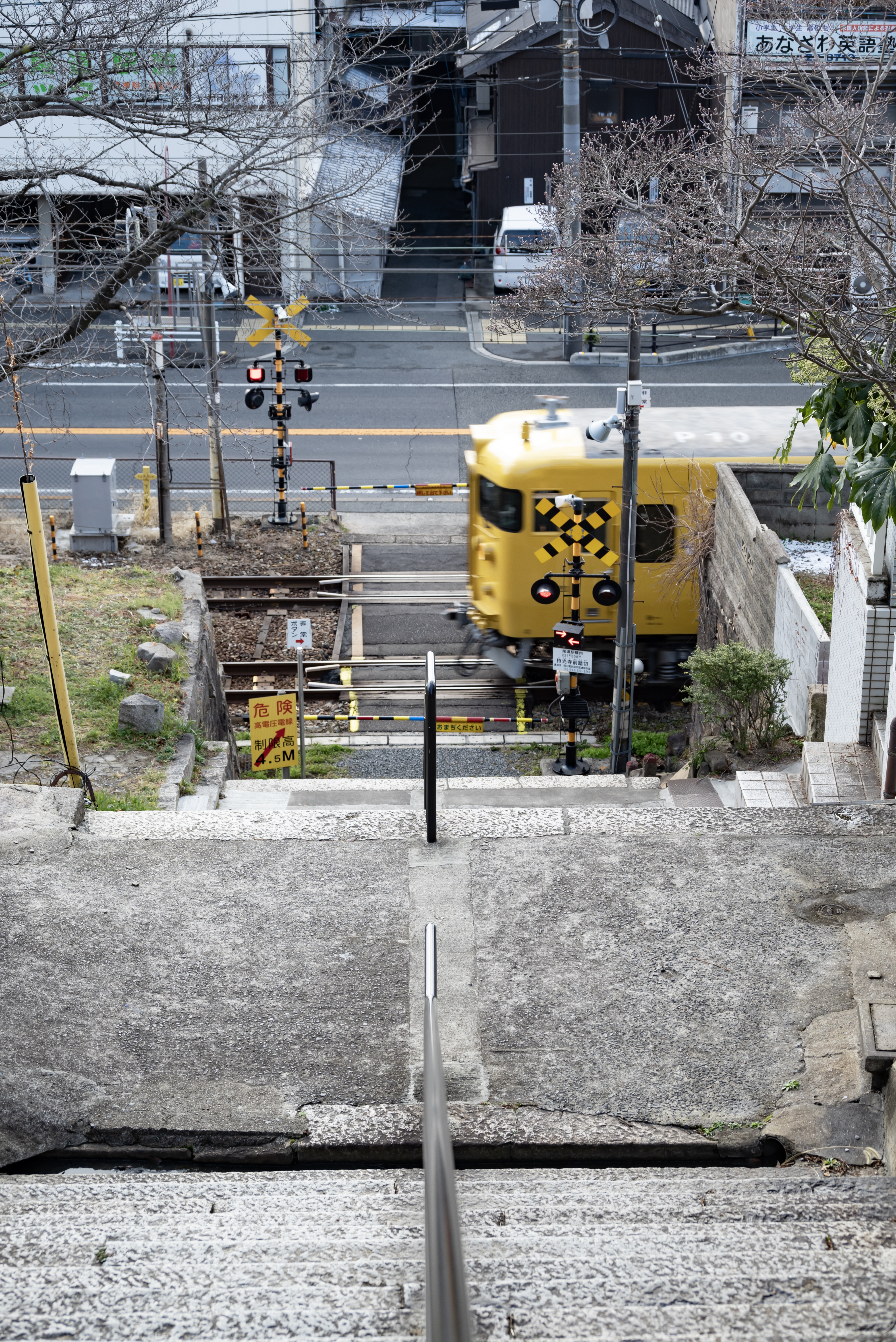 持光寺参道から見る風景