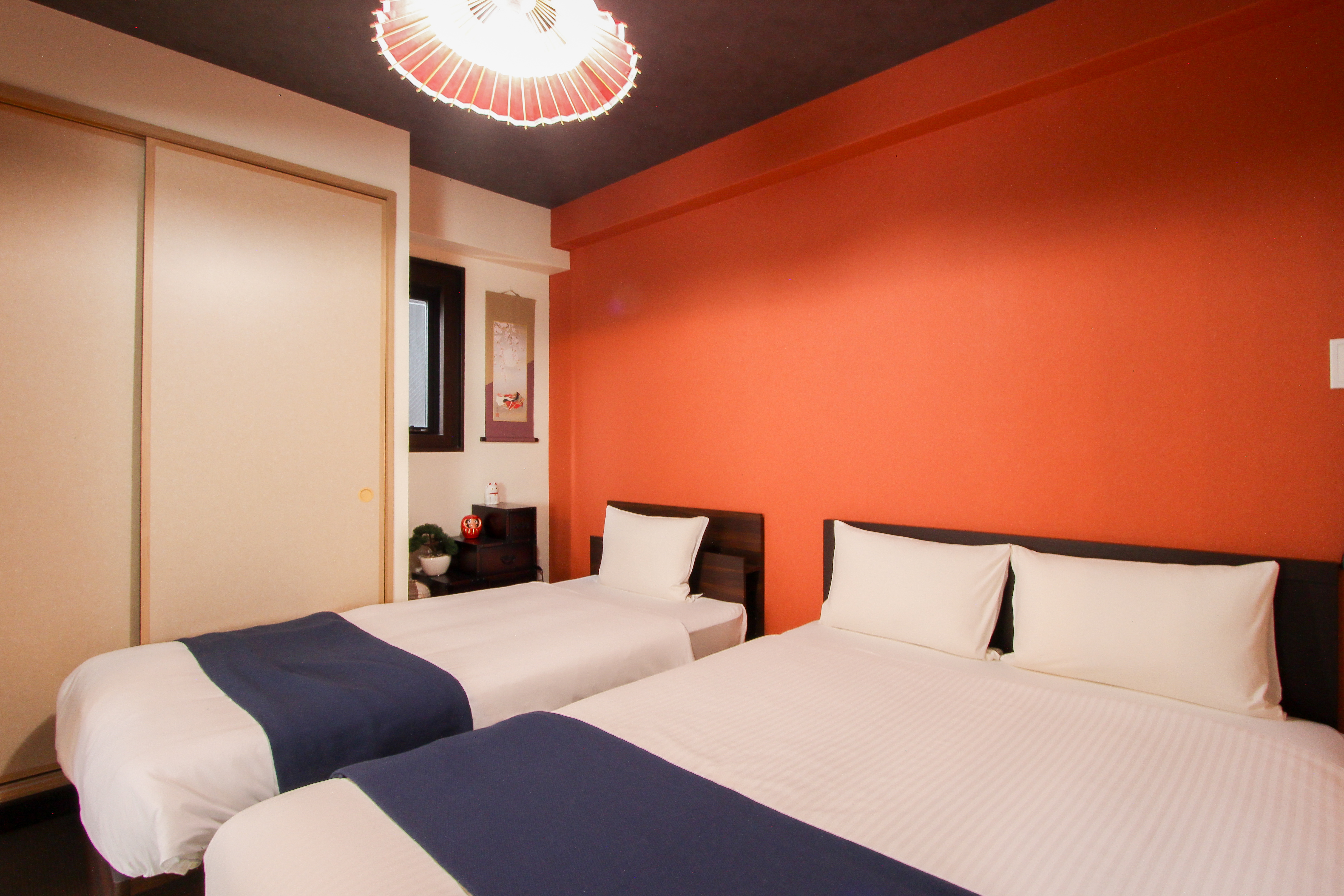 301_ベッドルーム1