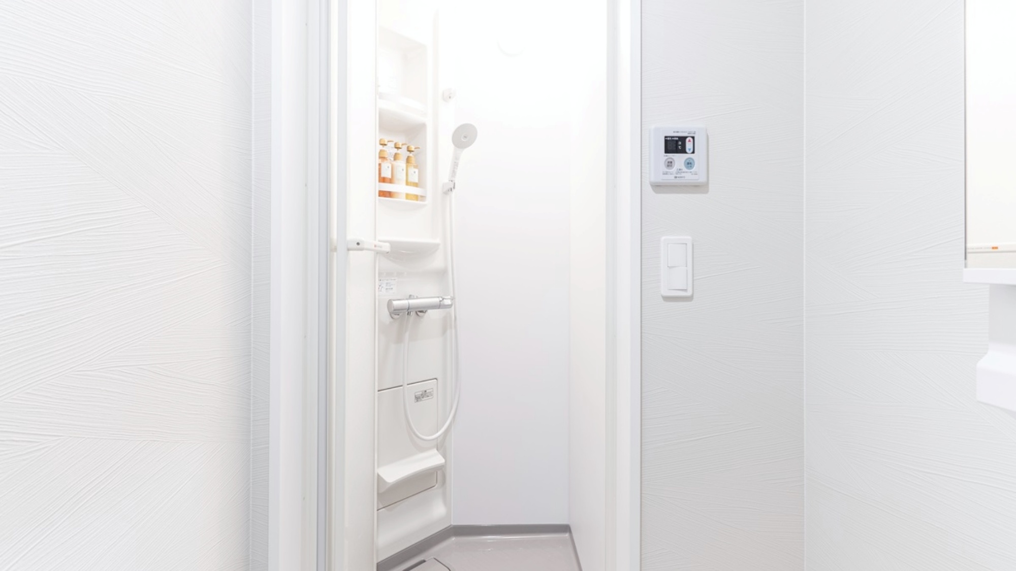 B棟：シャワールーム