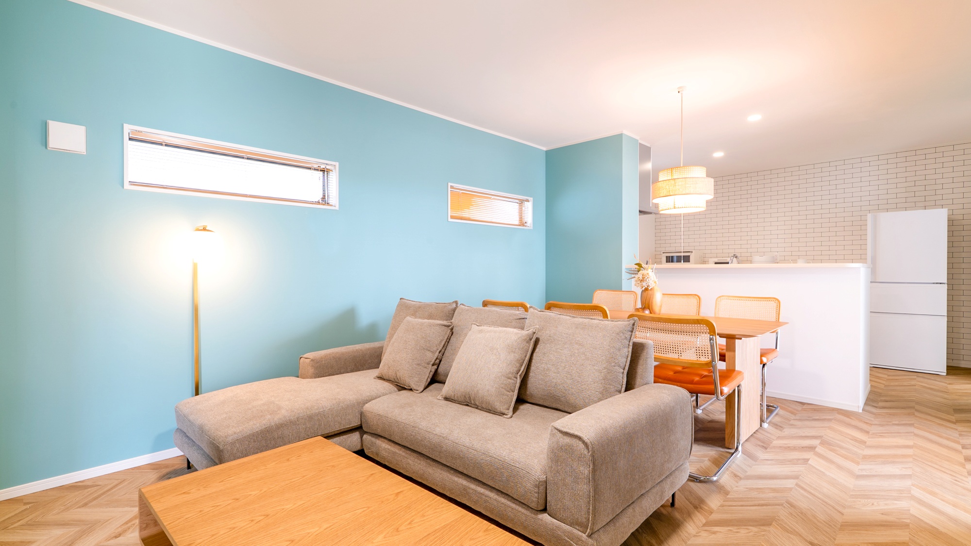 A棟：リビングダイニング