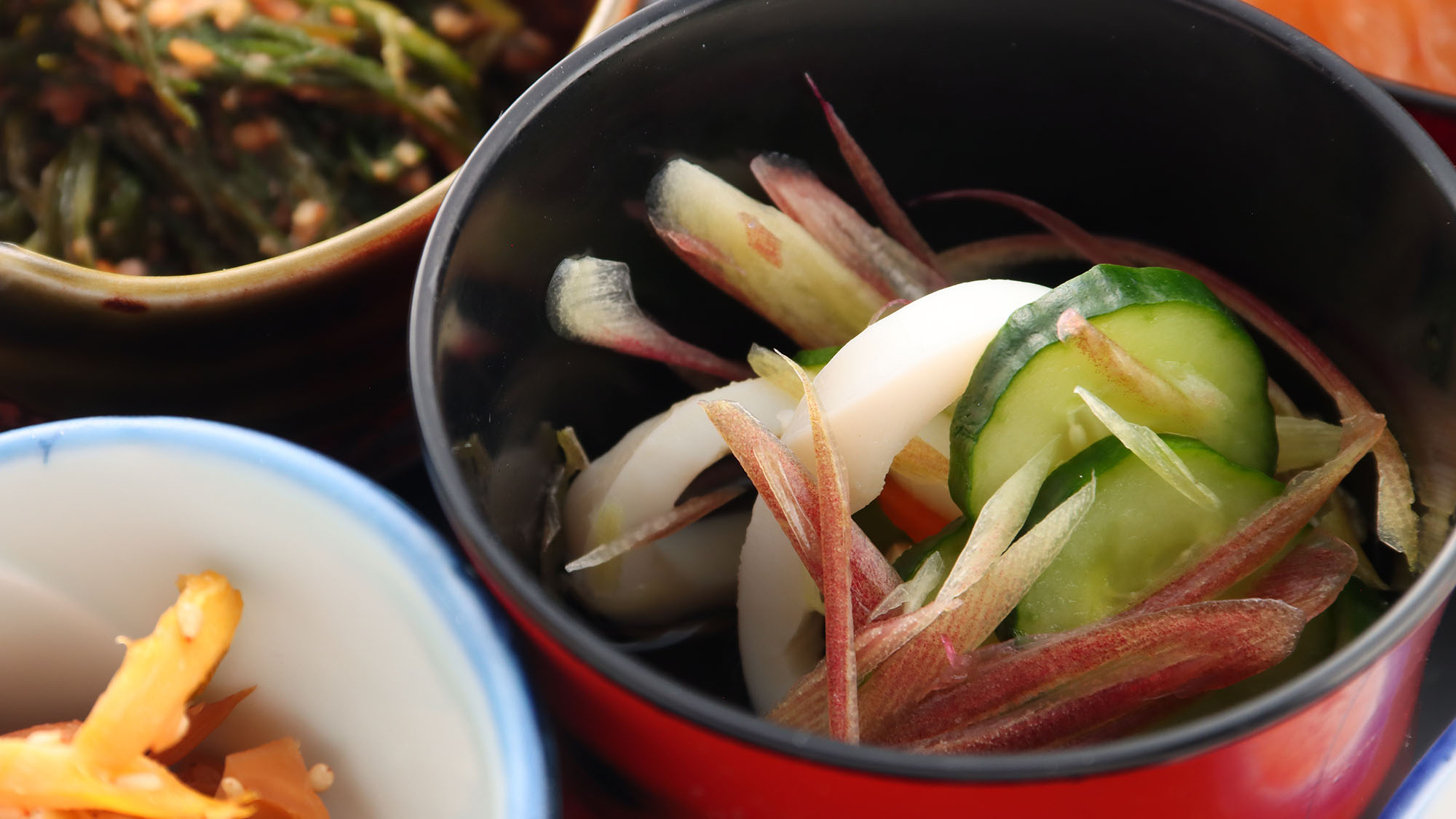 【料理】 夕食 イカとミョウガとキュウリの酢の物