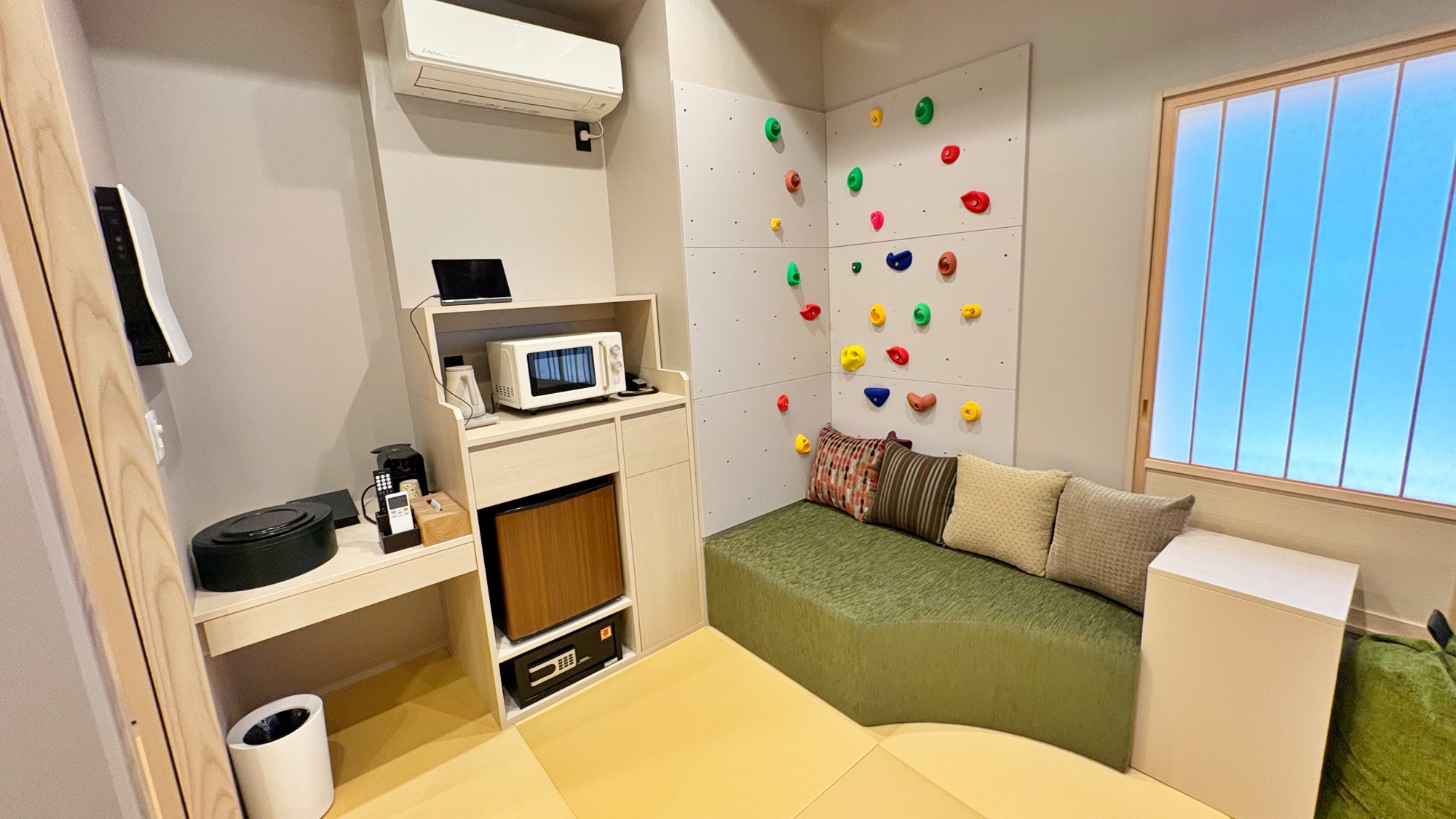【308】滑り台＆ロフトそしてボルタリングがついたお部屋です。