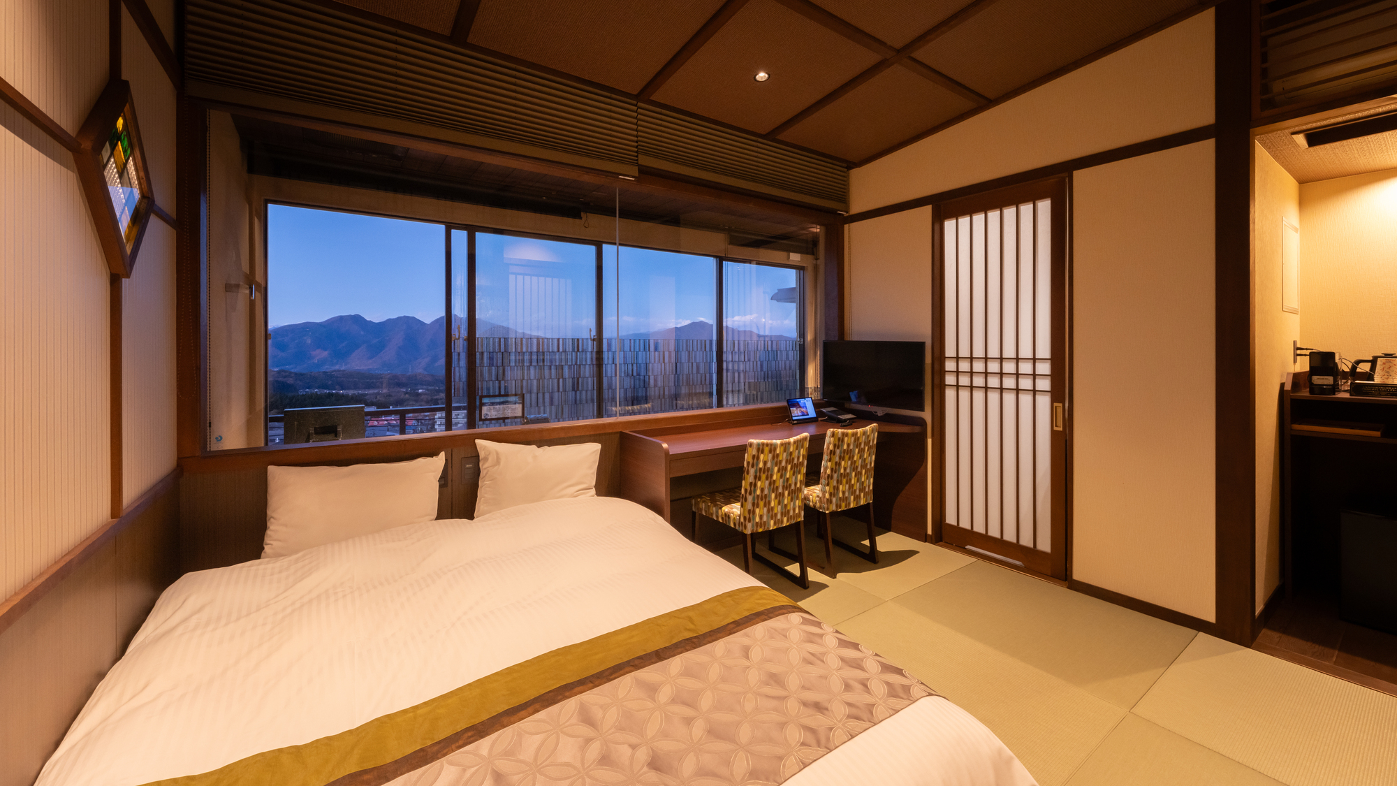【410】開放感あふれるお部屋からの景色