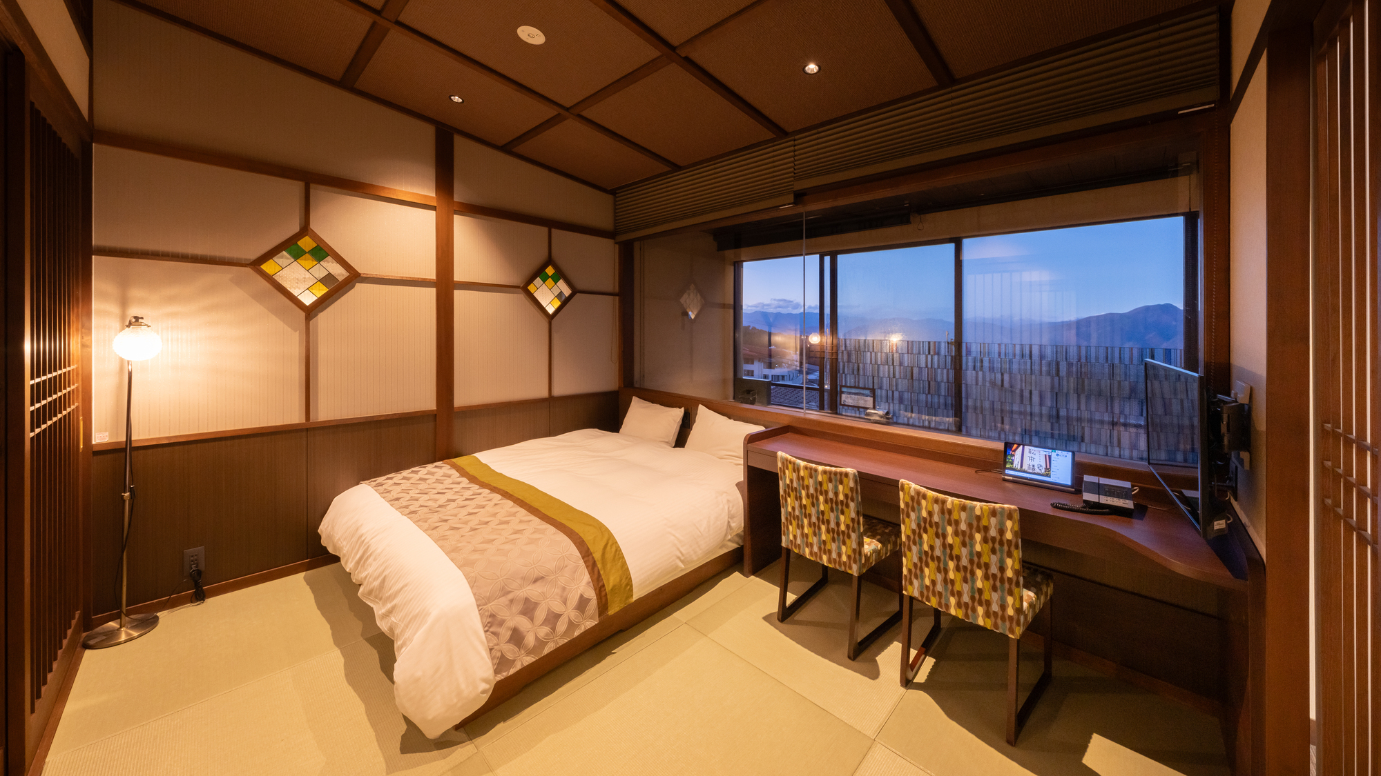 【410】2019年4月リニューアルOPEN！広々160CMのベット