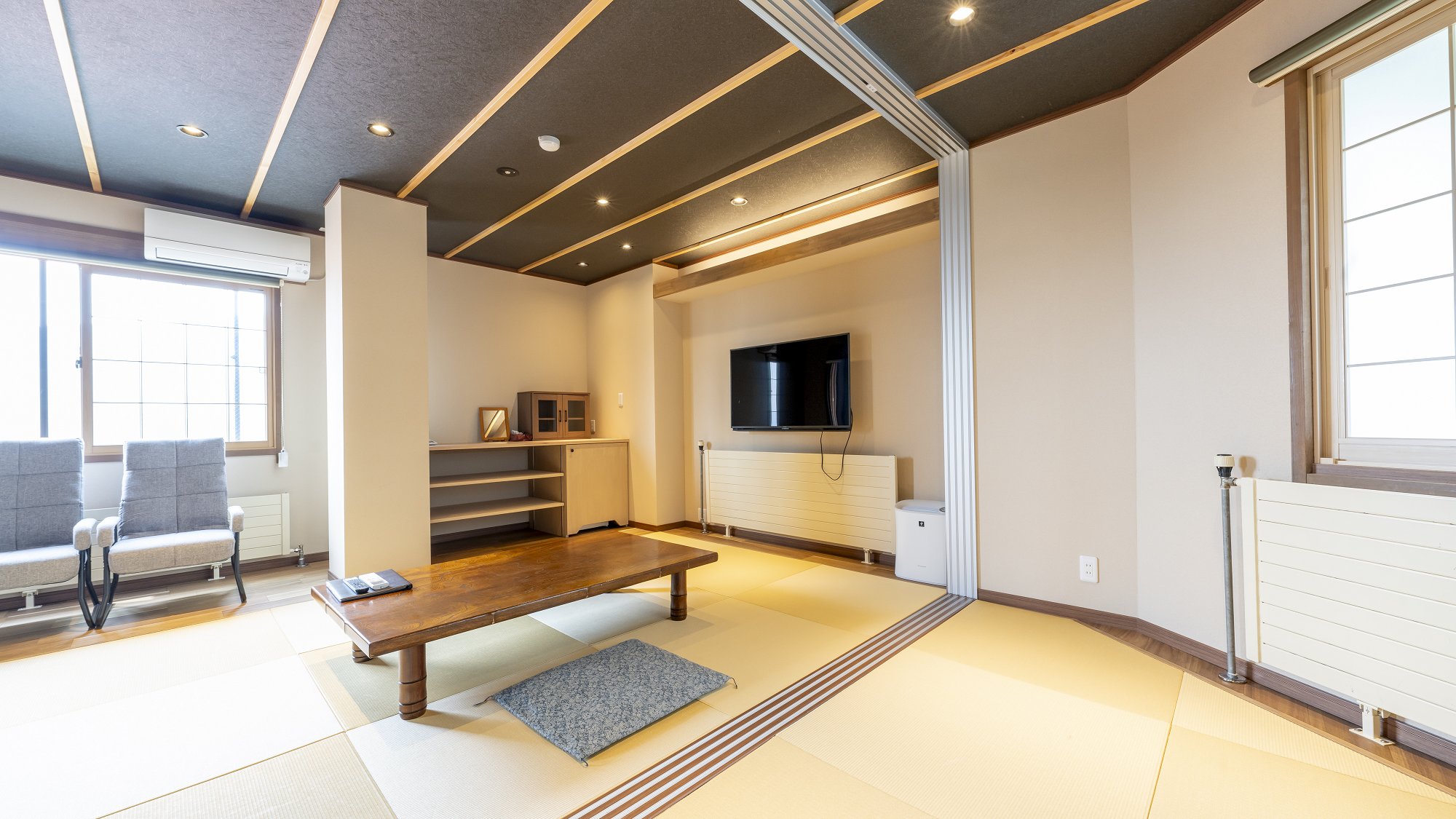 スペシャル／和室【18～23平米/1～4名/トイレ・シャワー付】