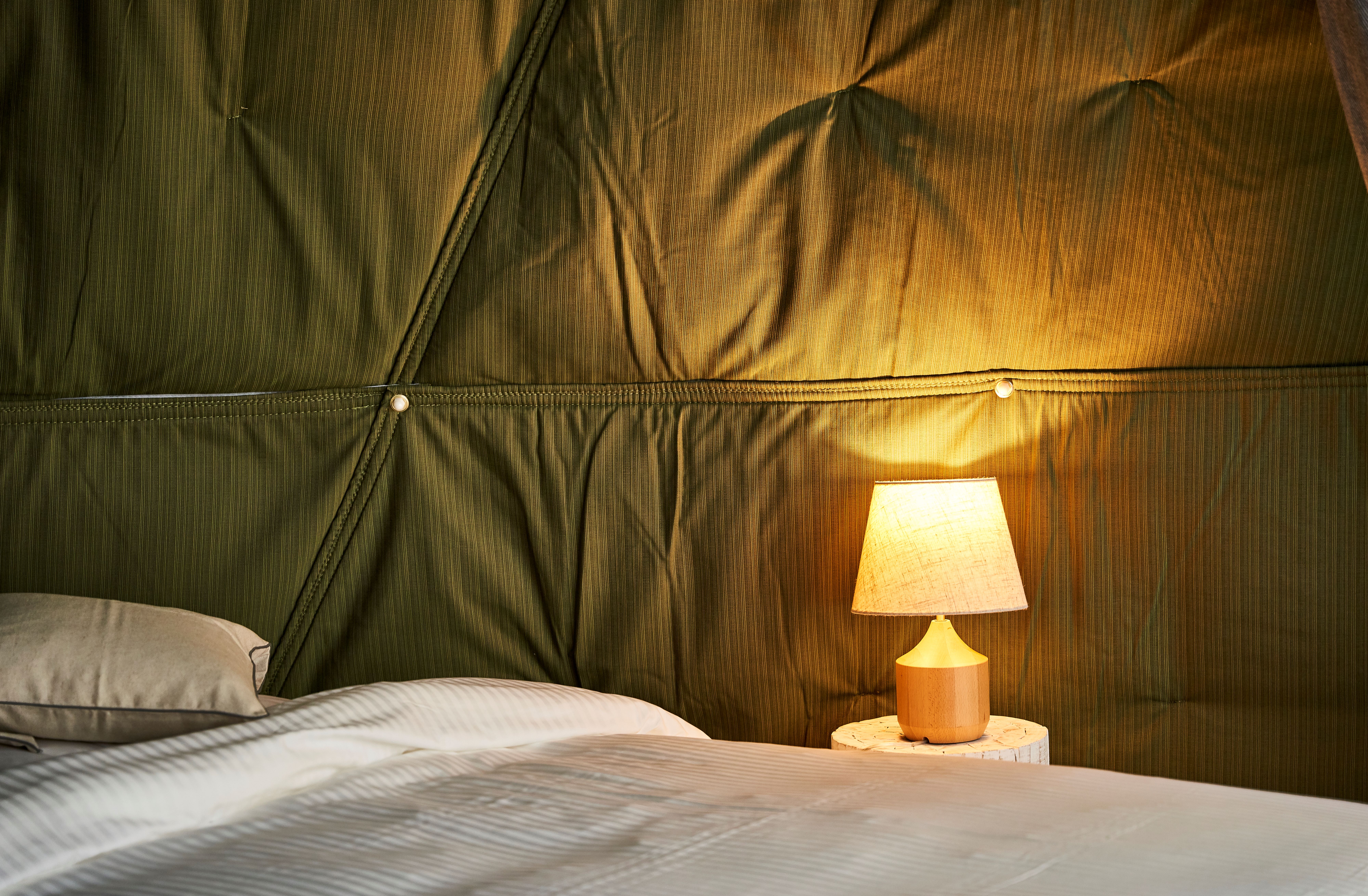 ＧＬＡＭＰ　ＨＩＤＥＯＵＴ　那須高原（イメージ）