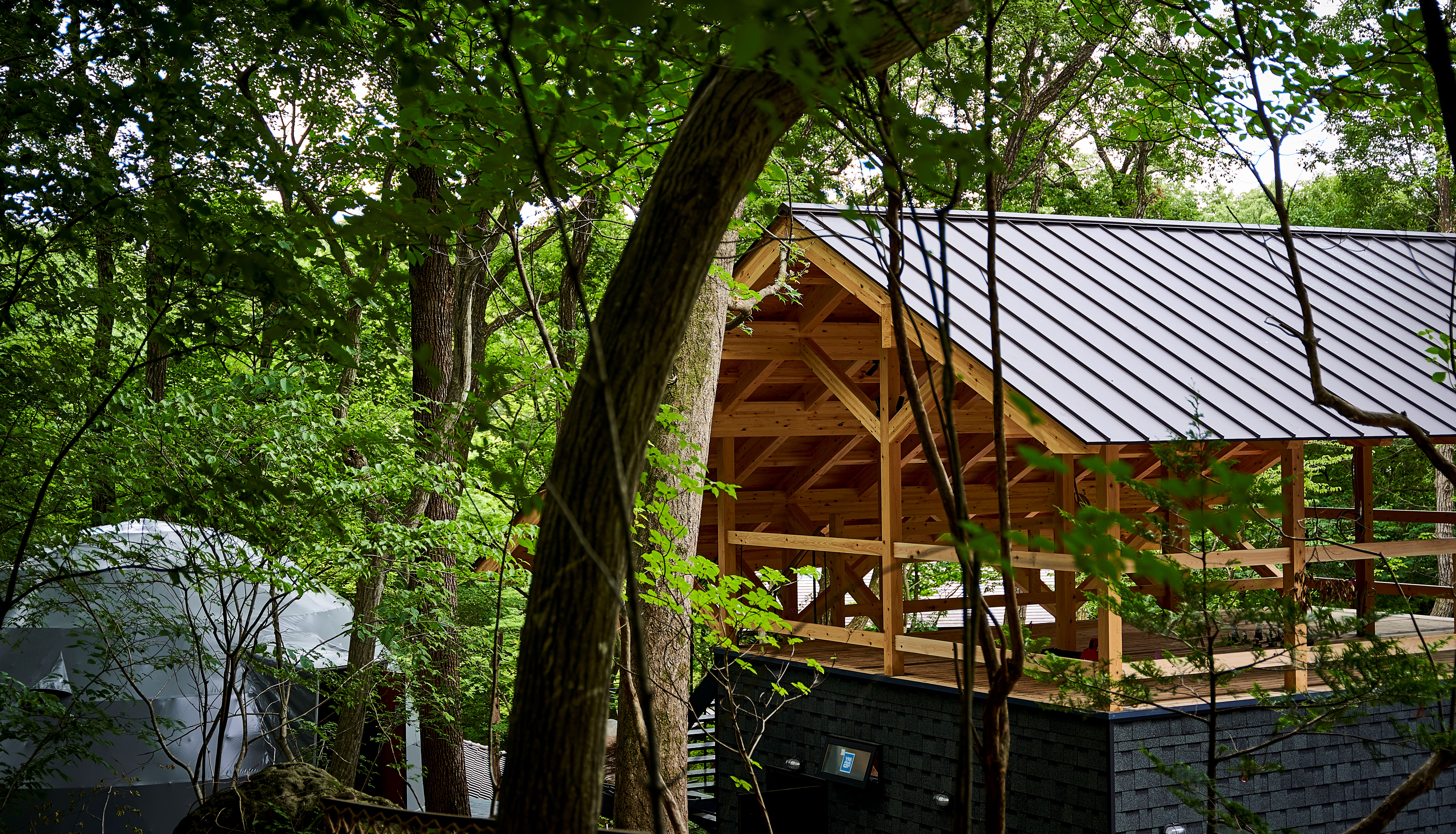 ＧＬＡＭＰ　ＨＩＤＥＯＵＴ　那須高原（イメージ）