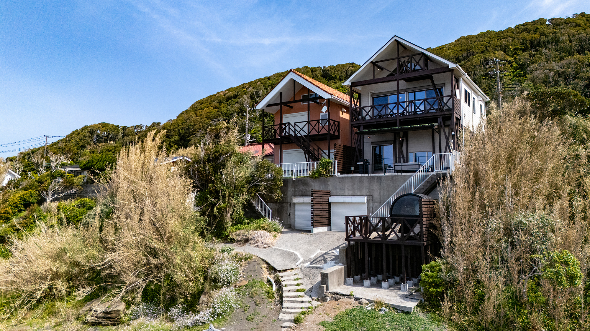 *【Ocean Front Reship】海を見下ろす高台に立つ、憧れのヴィラ。