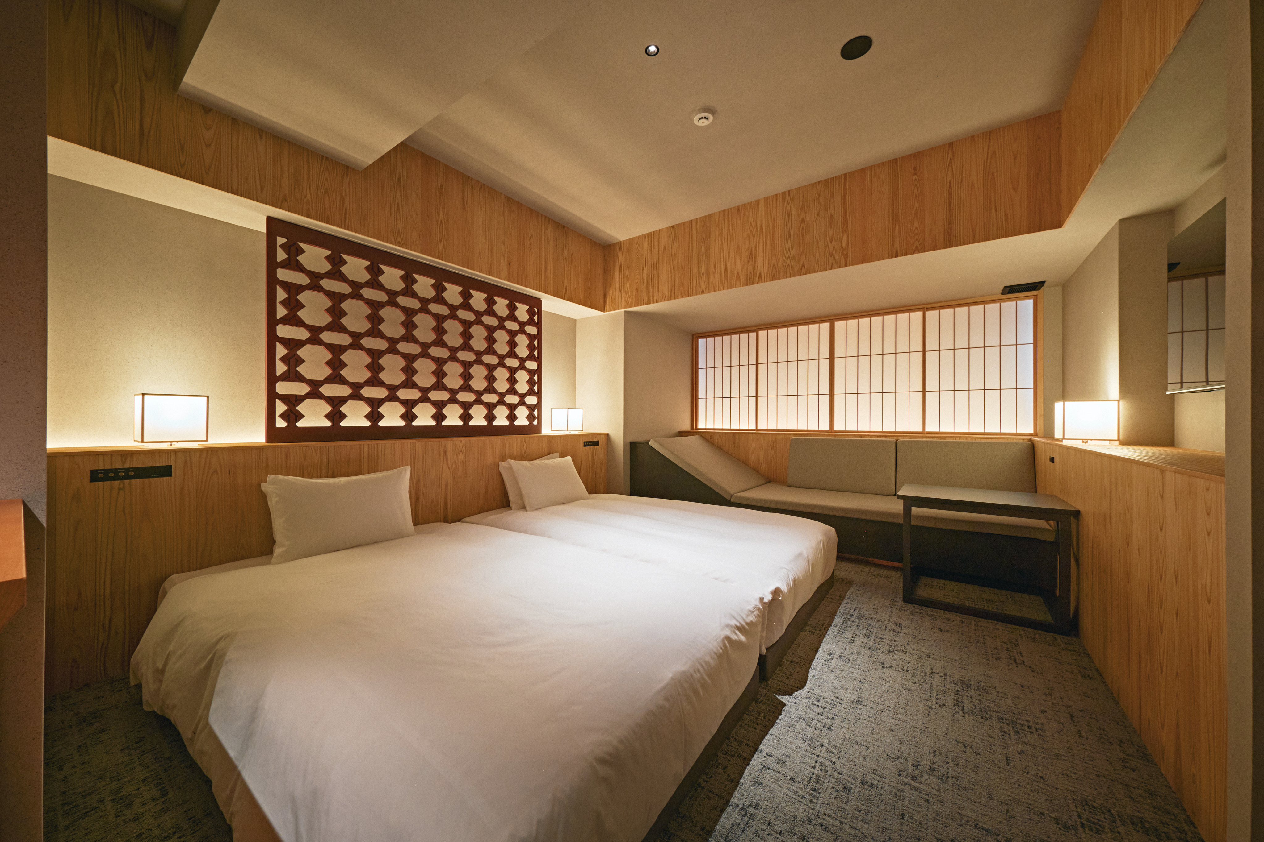 コーナーツイン 