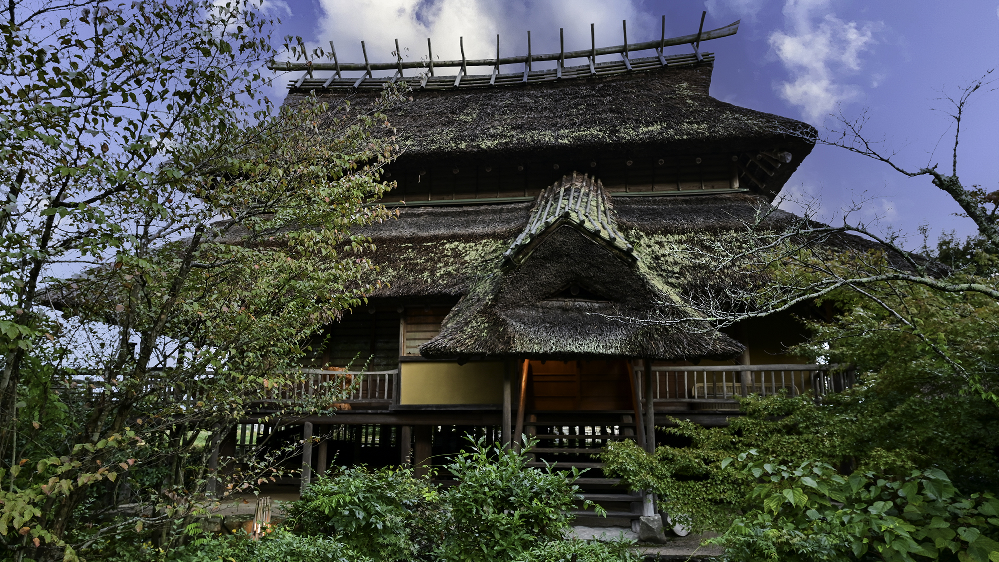 *【離れ：健部の郷の宮処】古代の宮殿をイメージした高床式の建物。特別な休日にぜひご利用下さい。